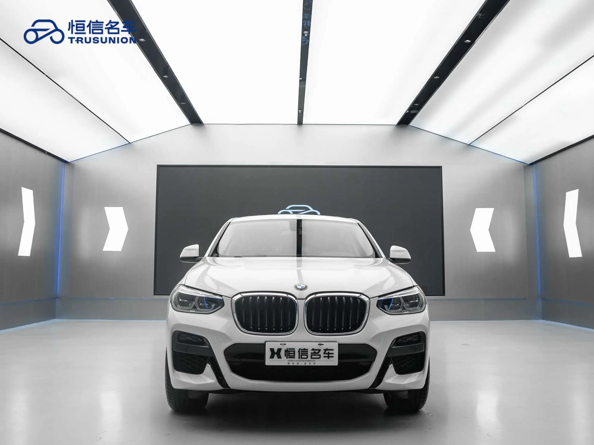 BMW X4 2021 г. 29390 км. — фото 2