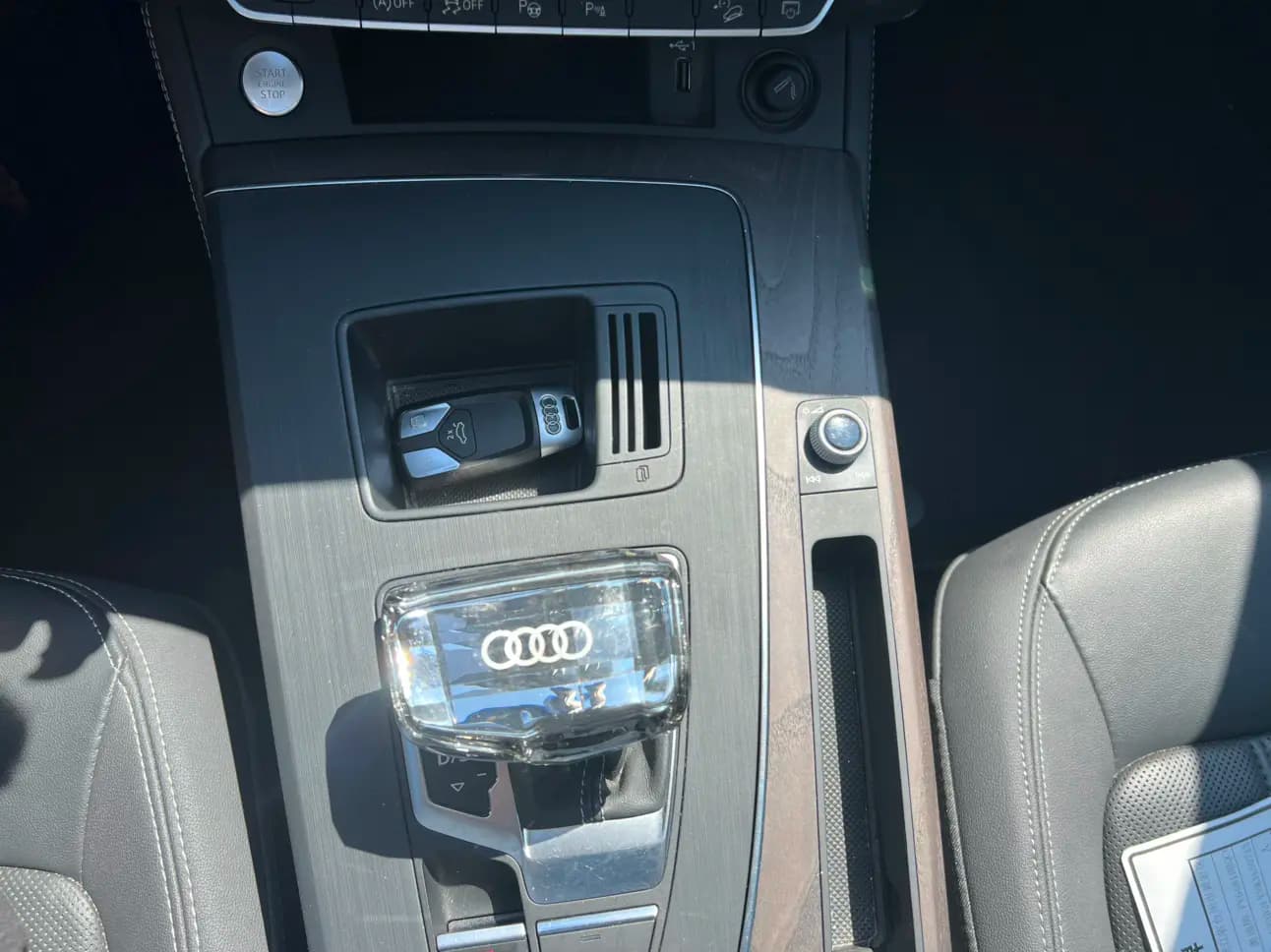 Audi Q5L 2021 г. 50021 км. — фото 19