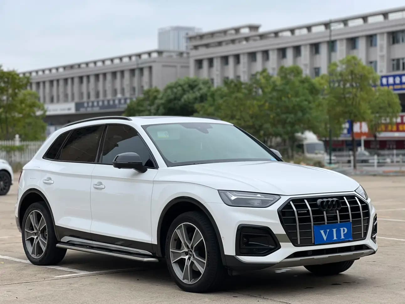 Audi Q5L 2021 г. 50021 км. — фото 3