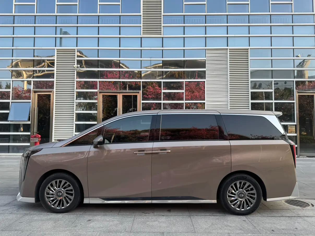 GAC Trumpchi M8 2022 г. 110094 км. — фото 3