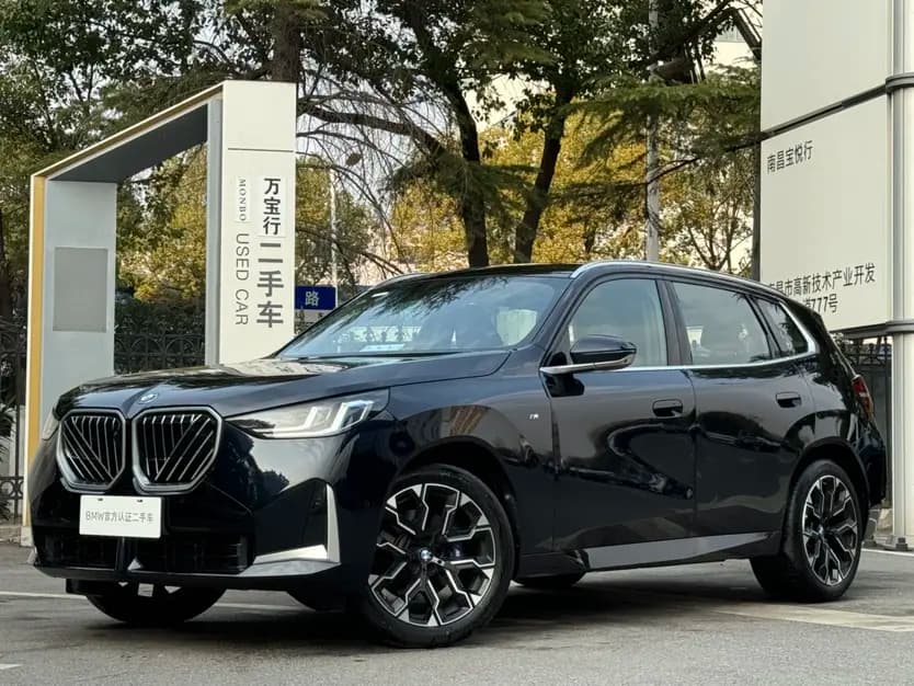 BMW X3 2025 г. 4055 км.