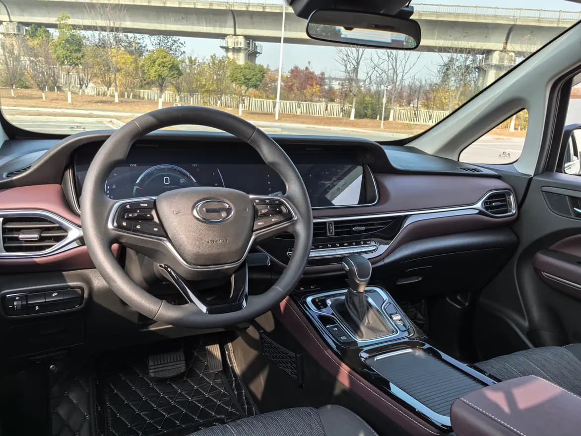GAC Trumpchi M6 2023 г. 30003 км. — фото 8