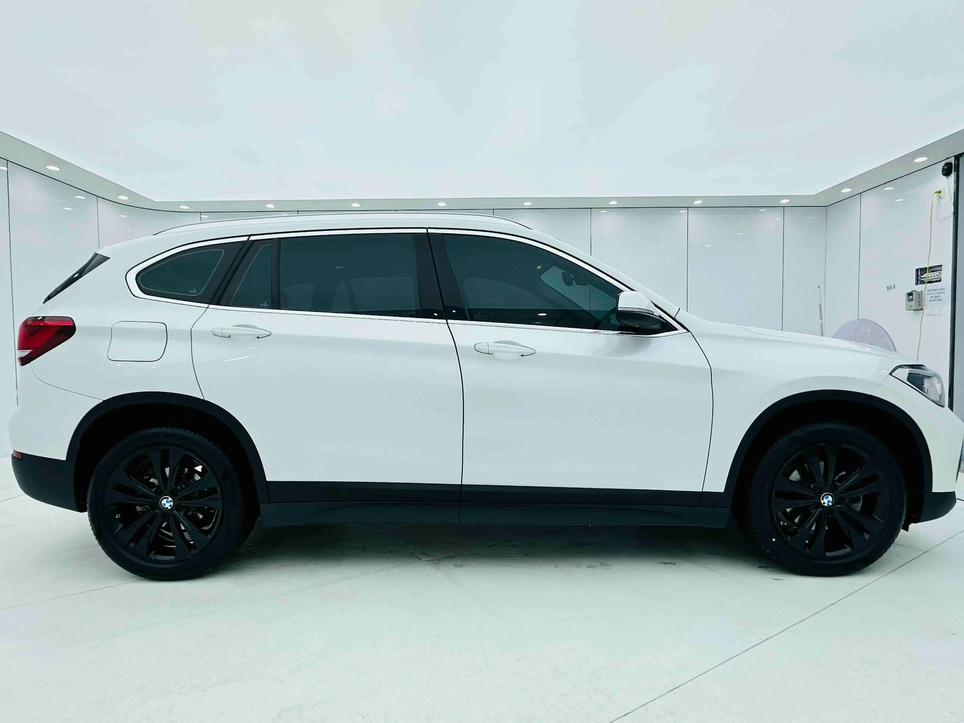 BMW X1 2021 г. 36145 км. — фото 5