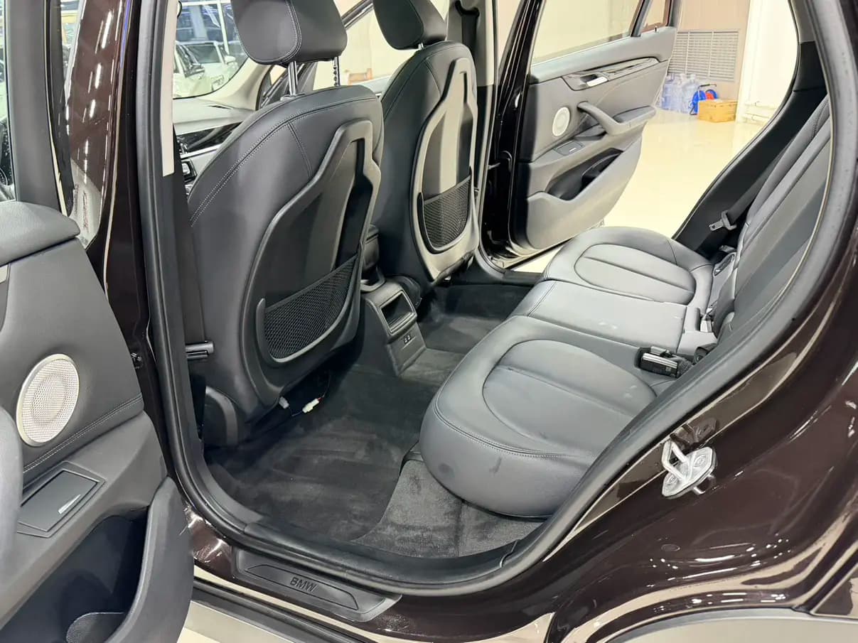 BMW X1 2021 г. 76137 км. — фото 14