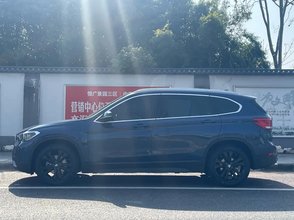 BMW X1 2021 г. 69134 км. — фото 3