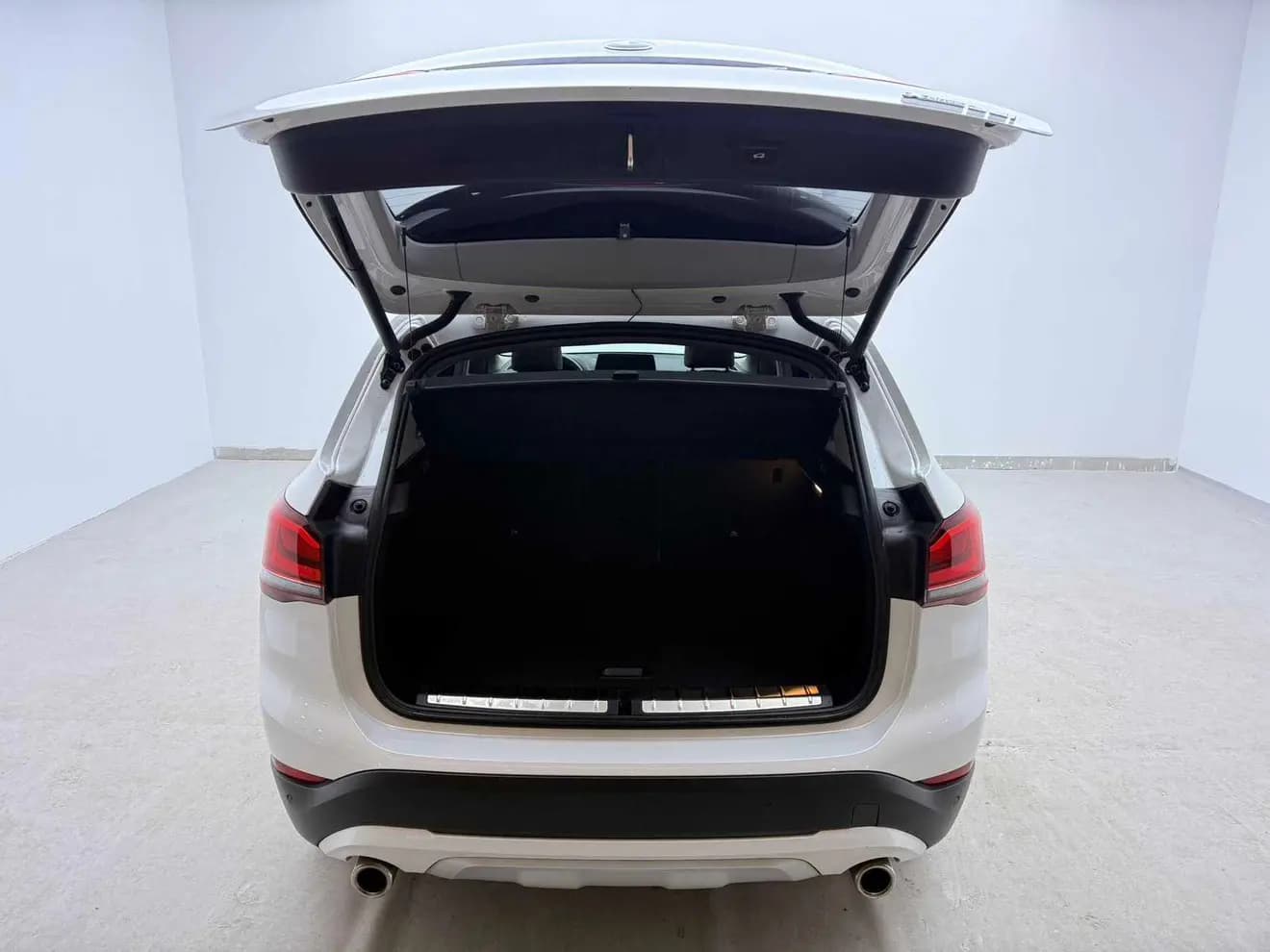 BMW X1 2023 г. 58107 км. — фото 11
