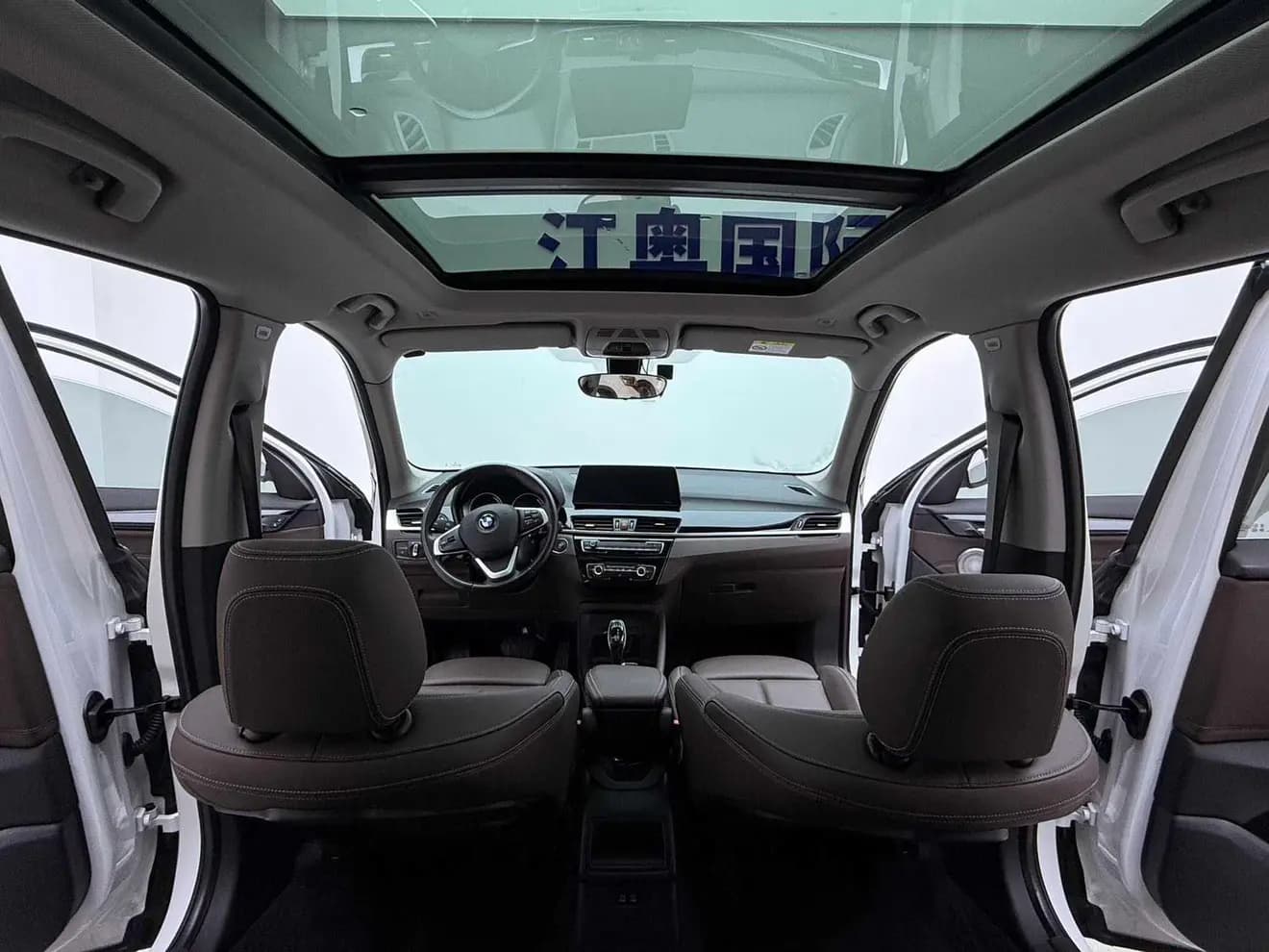 BMW X1 2023 г. 58107 км. — фото 3
