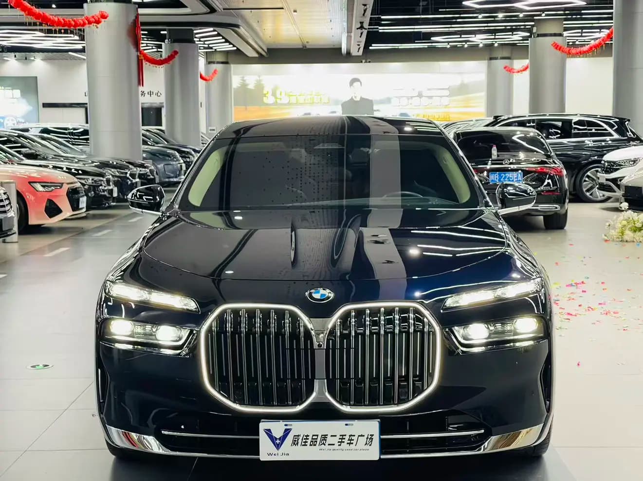 BMW 7 Series 2023 г. 22097 км. — фото 2