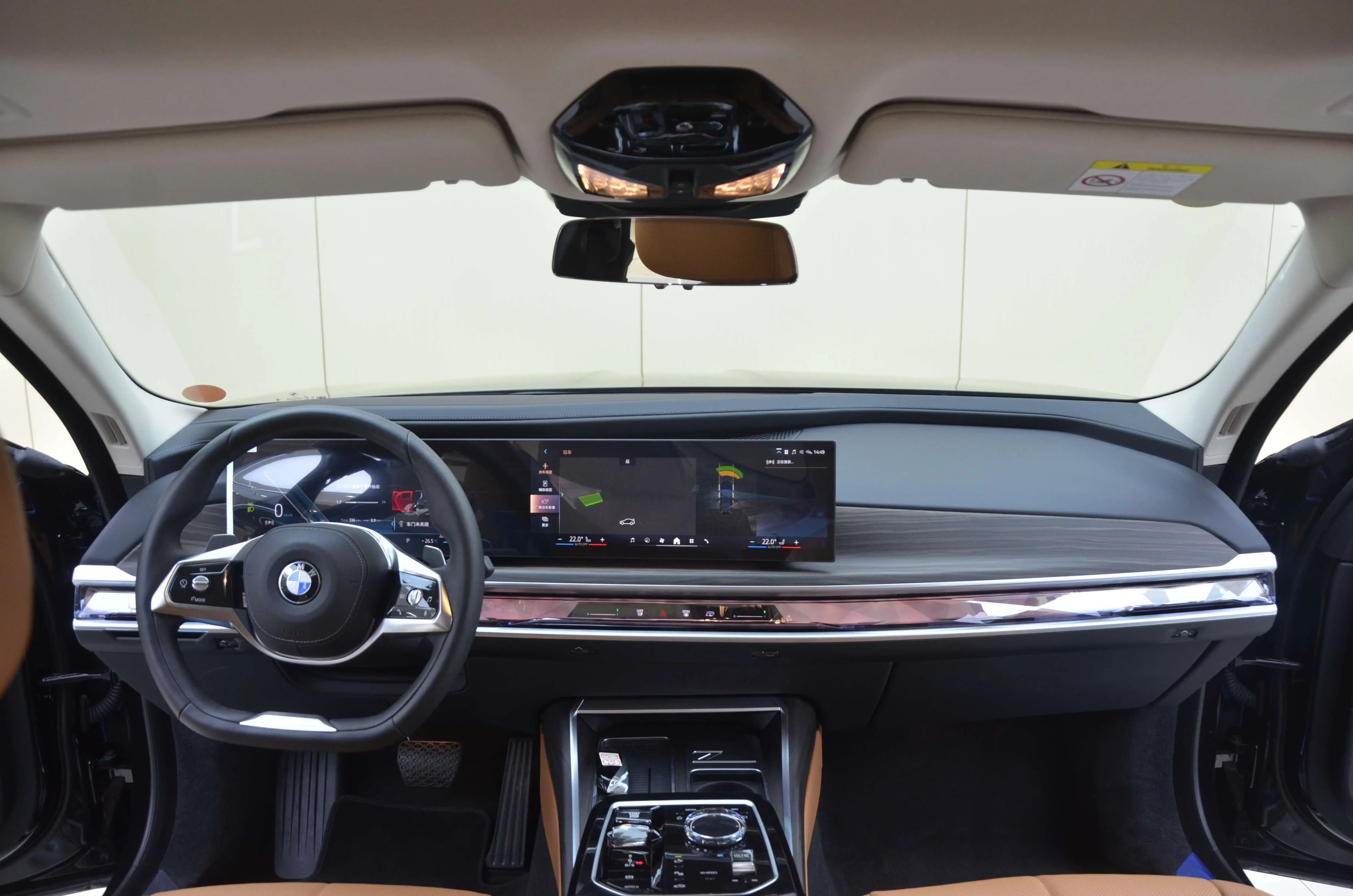 BMW 7 Series 2025 г. 302 км. — фото 6