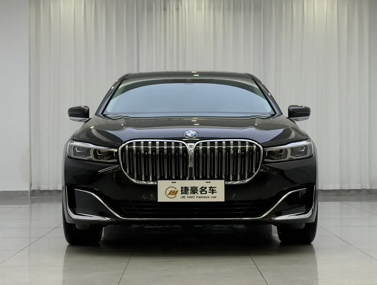 BMW 7 Series 2022 г. 59048 км. — фото 2