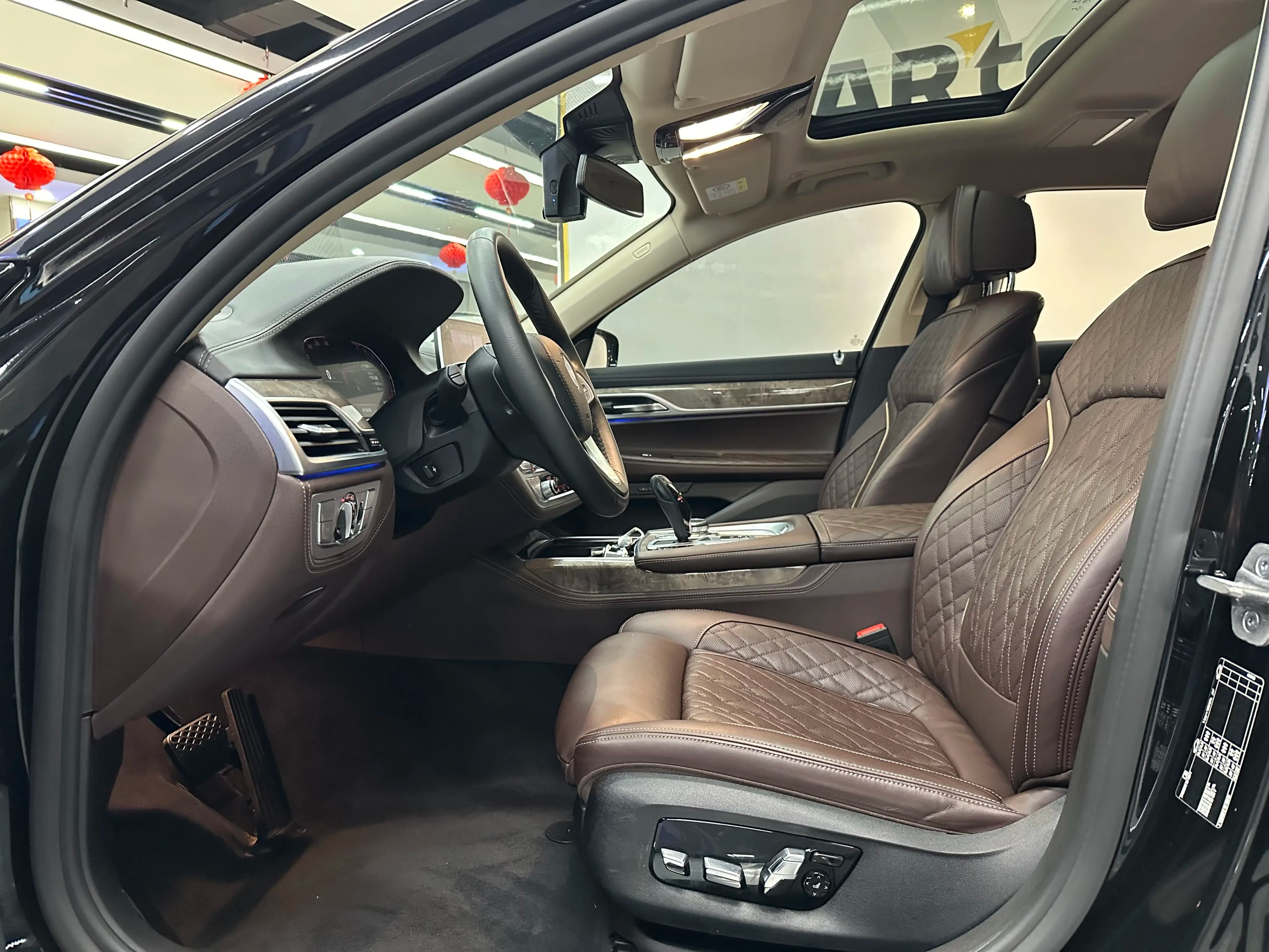 BMW 7 Series 2022 г. 44014 км. — фото 11