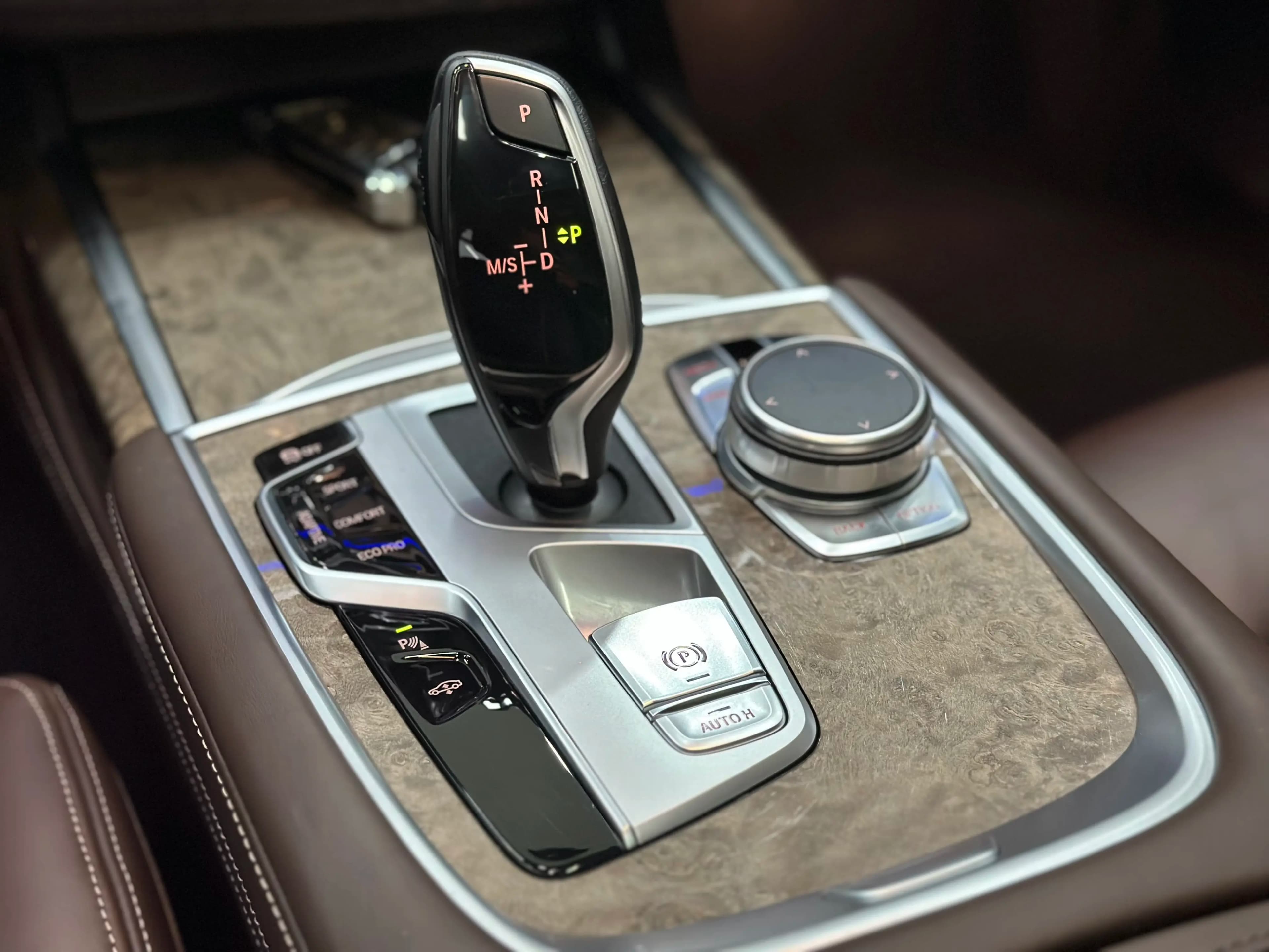 BMW 7 Series 2022 г. 44014 км. — фото 8