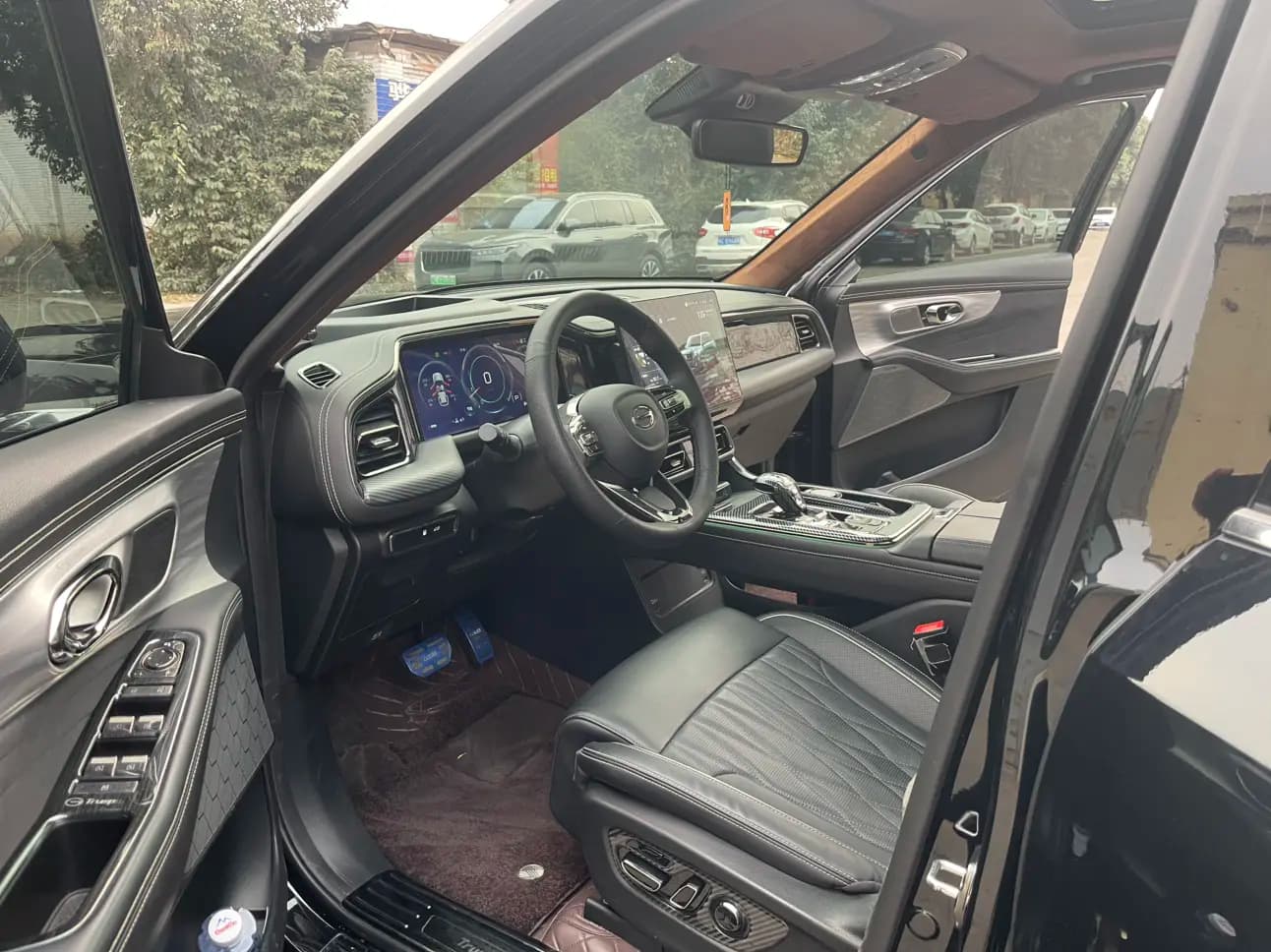 GAC Trumpchi GS8 2023 г. 80095 км. — фото 9