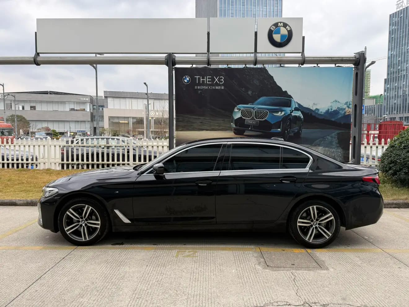 BMW 5 Series 2021 г. 73072 км. — фото 2