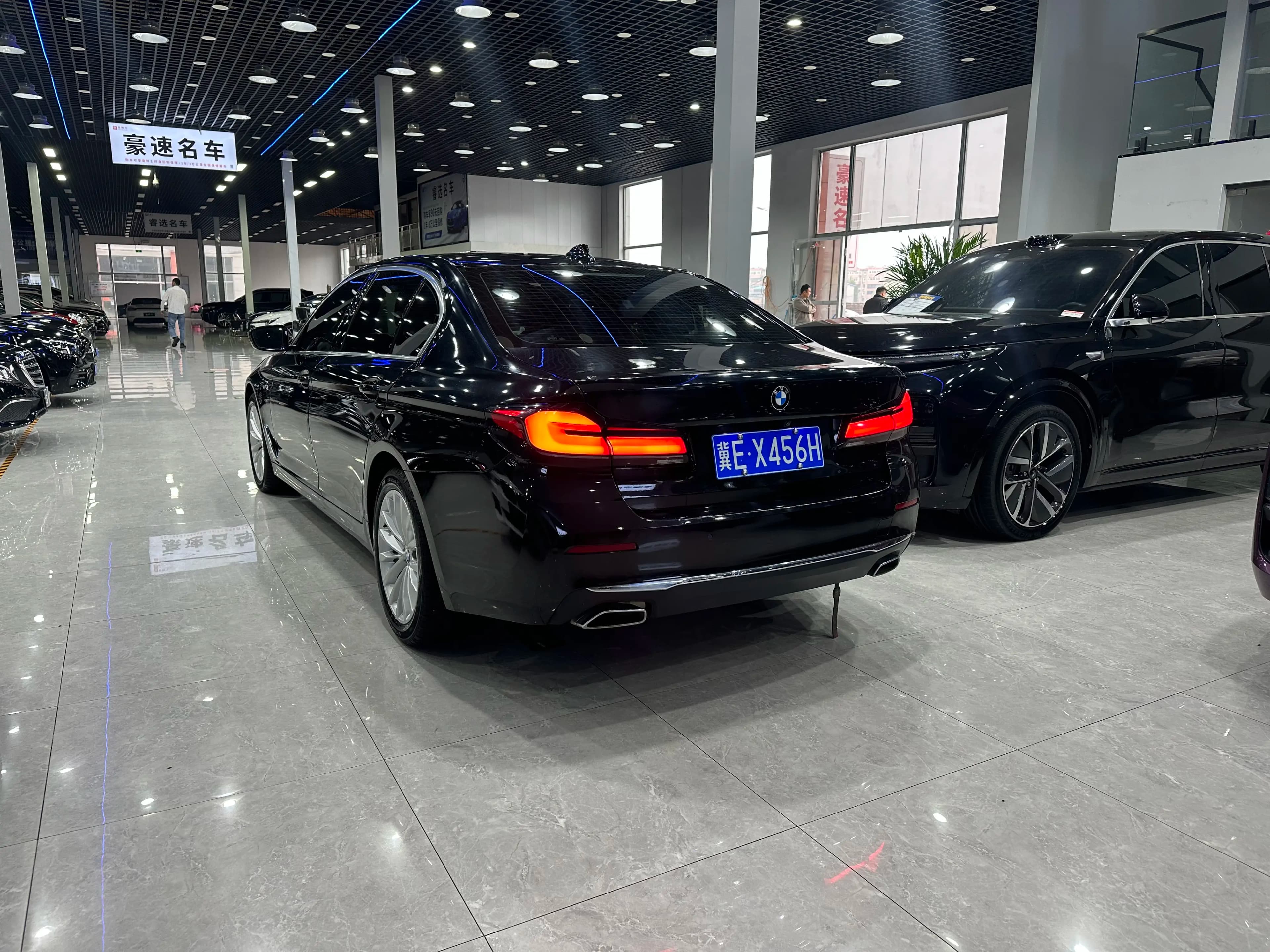 BMW 5 Series 2021 г. 70042 км. — фото 4