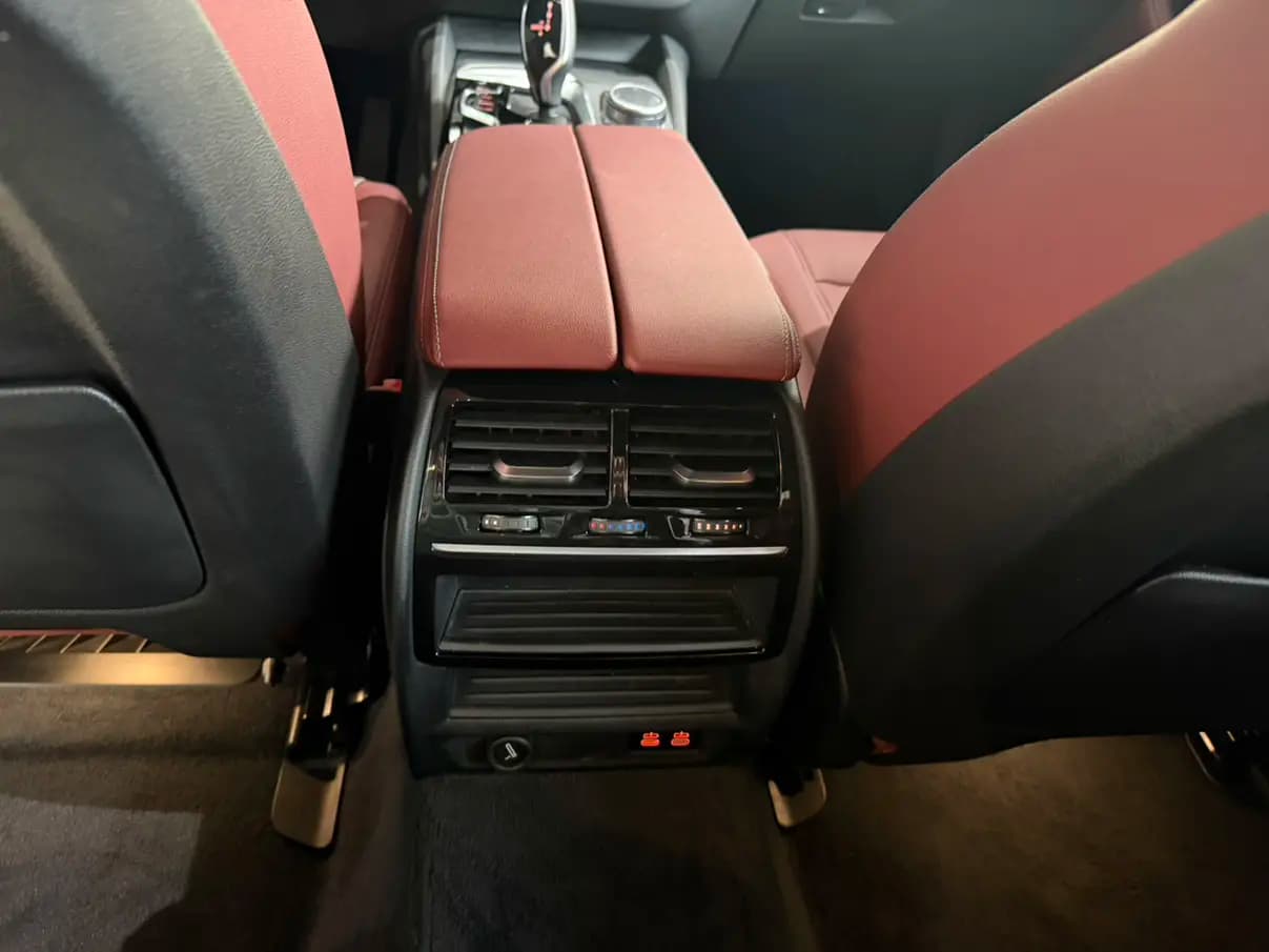 BMW 5 Series 2021 г. 33040 км. — фото 8