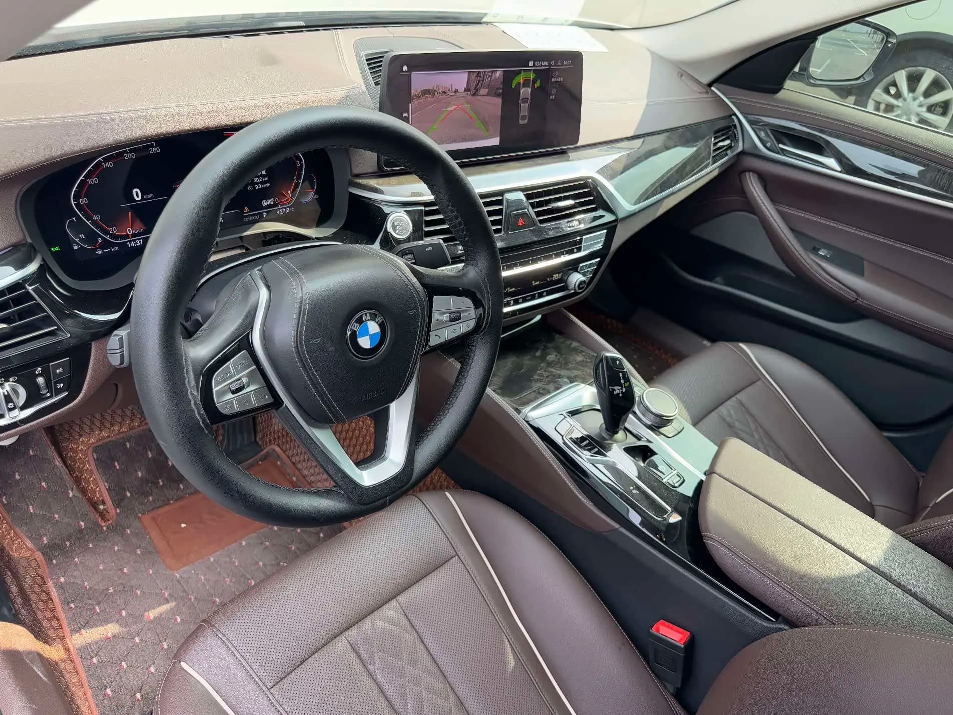 BMW 5 Series 2022 г. 50027 км. — фото 10
