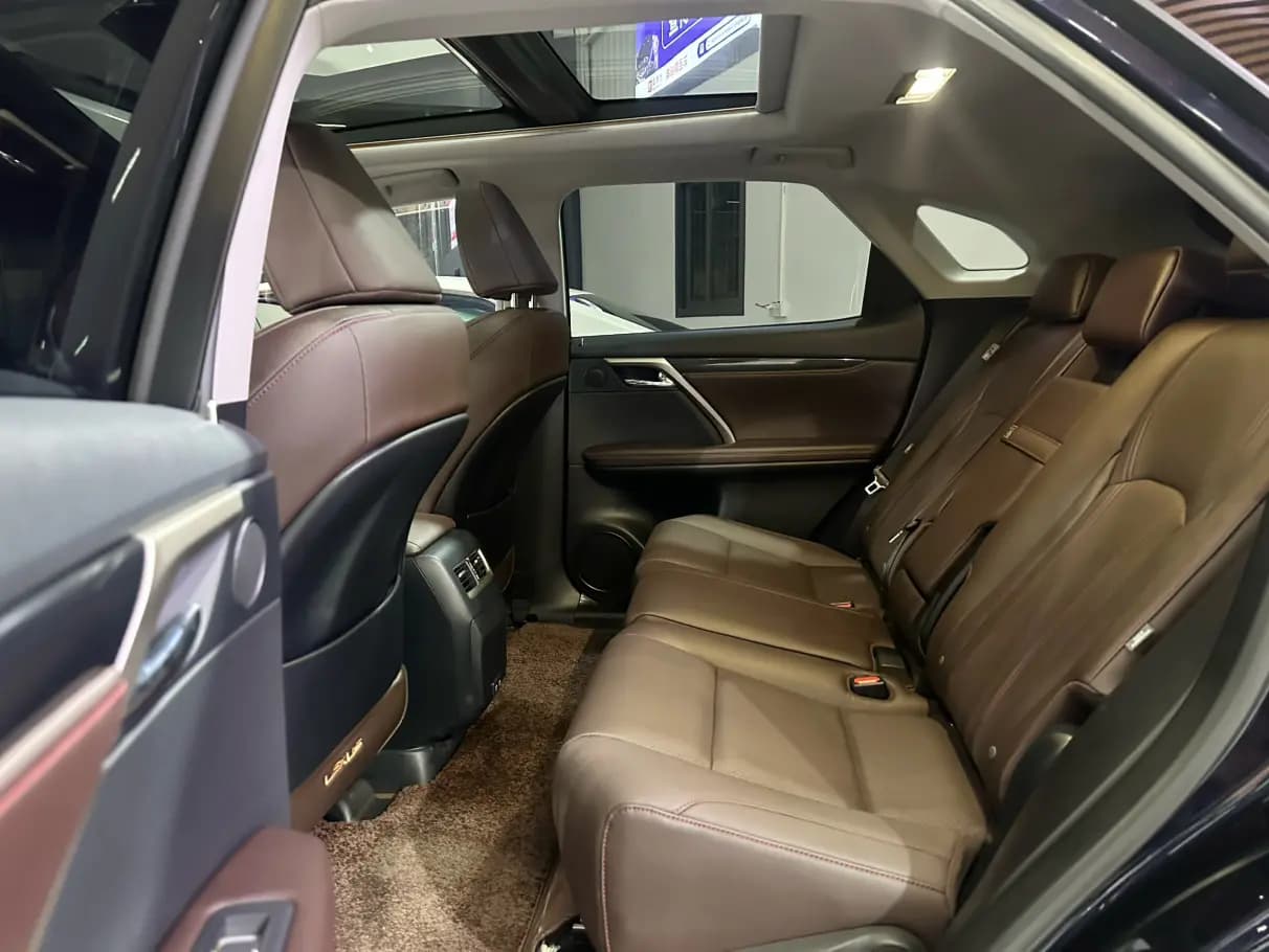 Lexus RX 2021 г. 40060 км. — фото 9