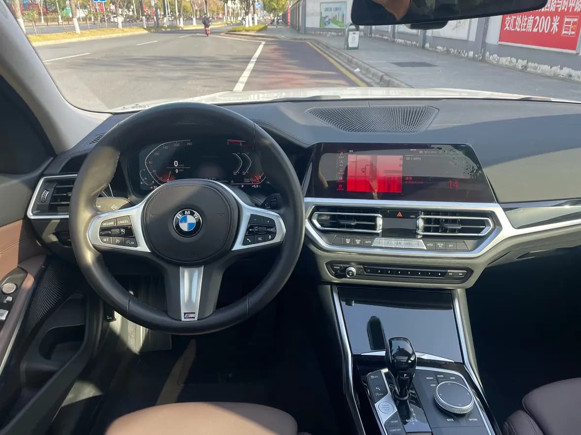 BMW 3 Series 2021 г. 44000 км. — фото 18