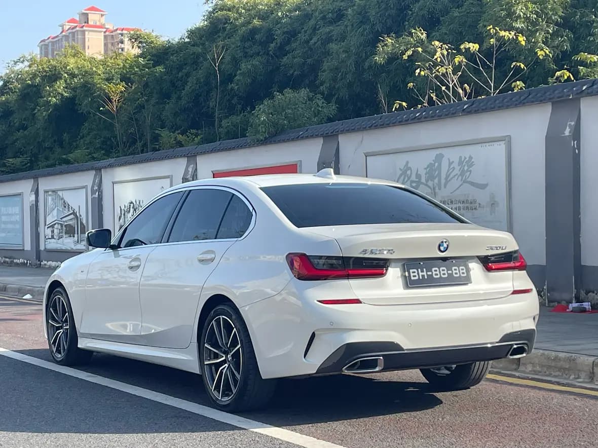 BMW 3 Series 2021 г. 44000 км. — фото 4