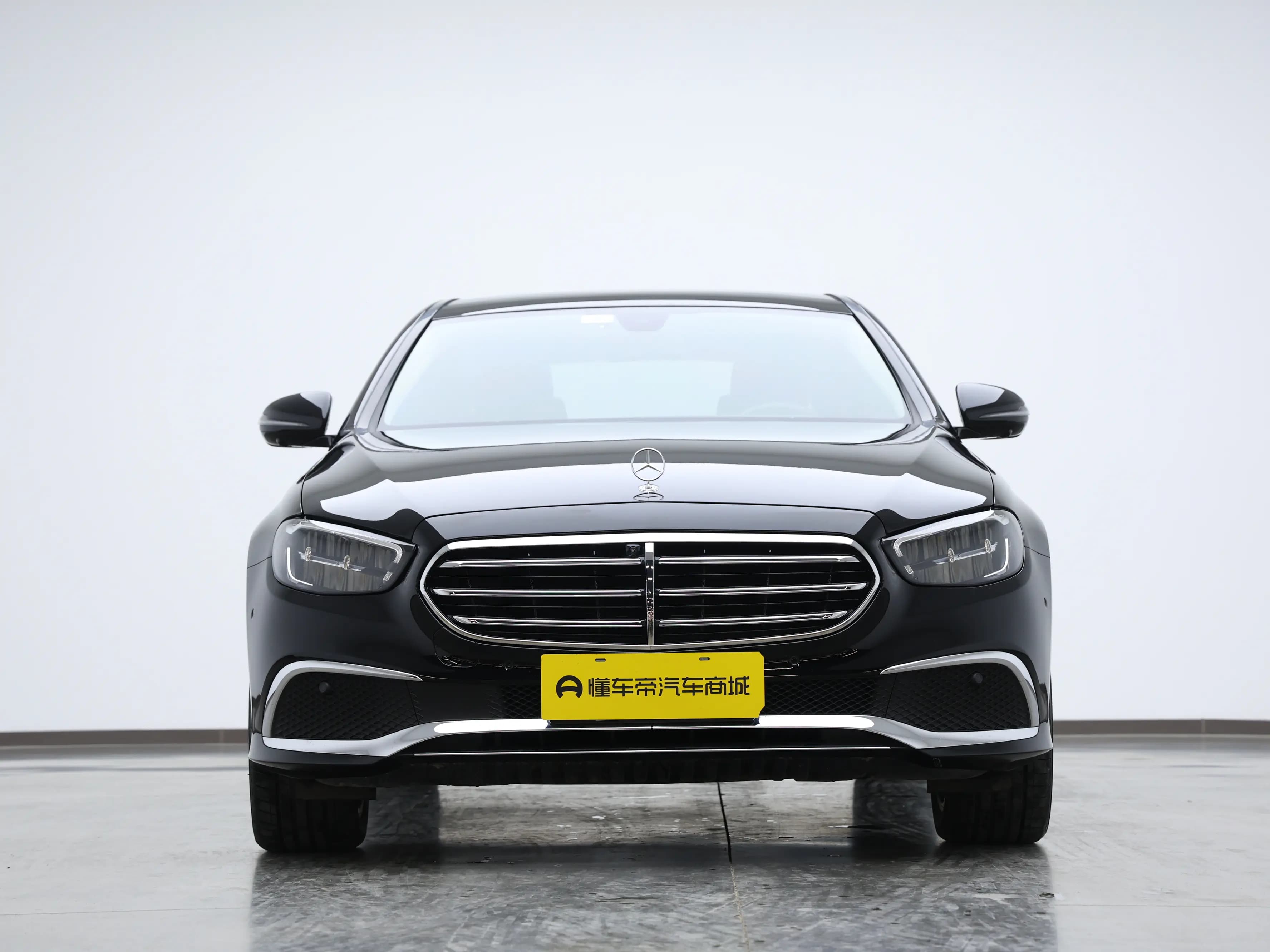 Mercedes-Benz E-Class 2022 г. 47061 км. — фото 2
