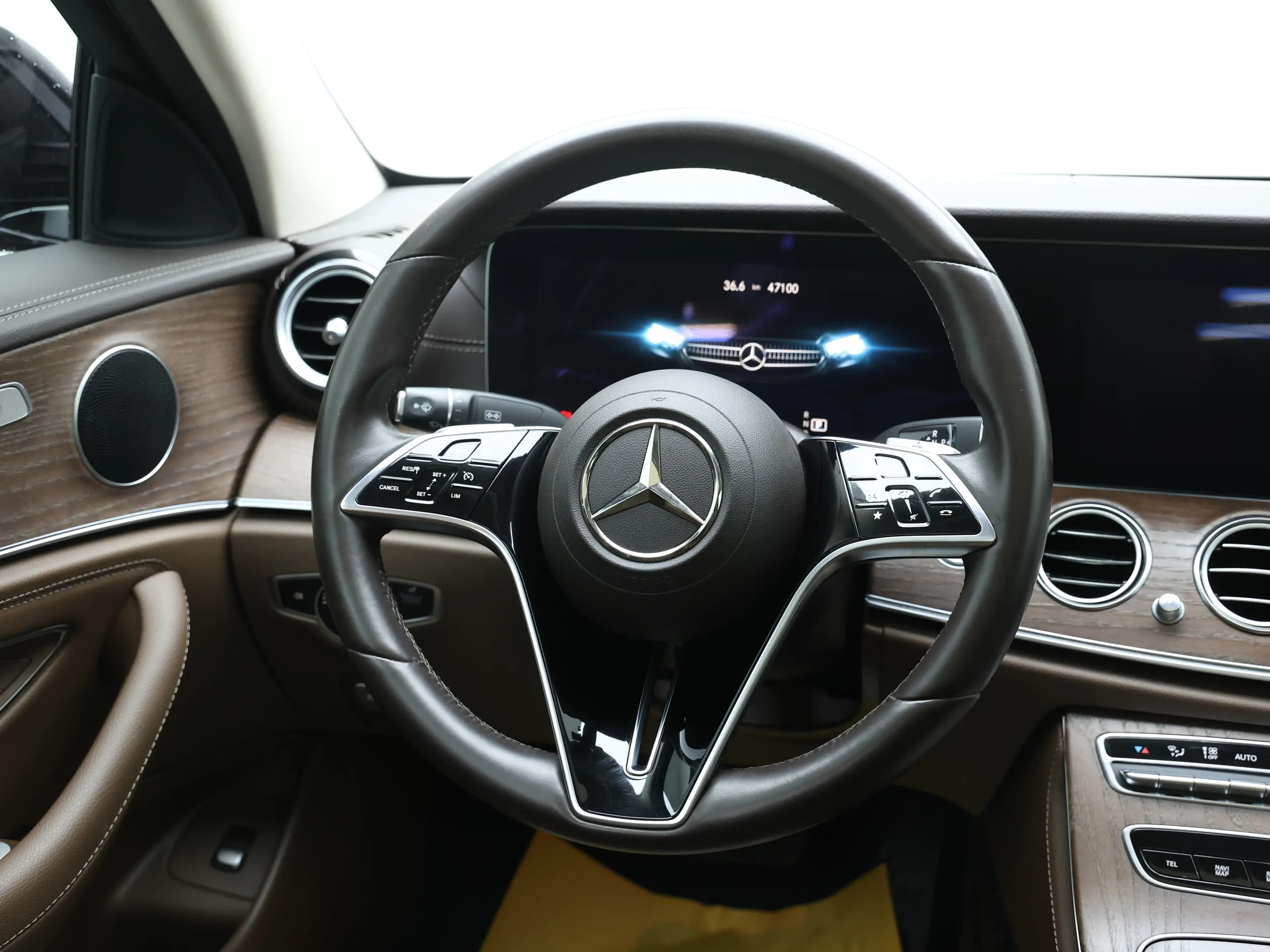 Mercedes-Benz E-Class 2022 г. 47061 км. — фото 16