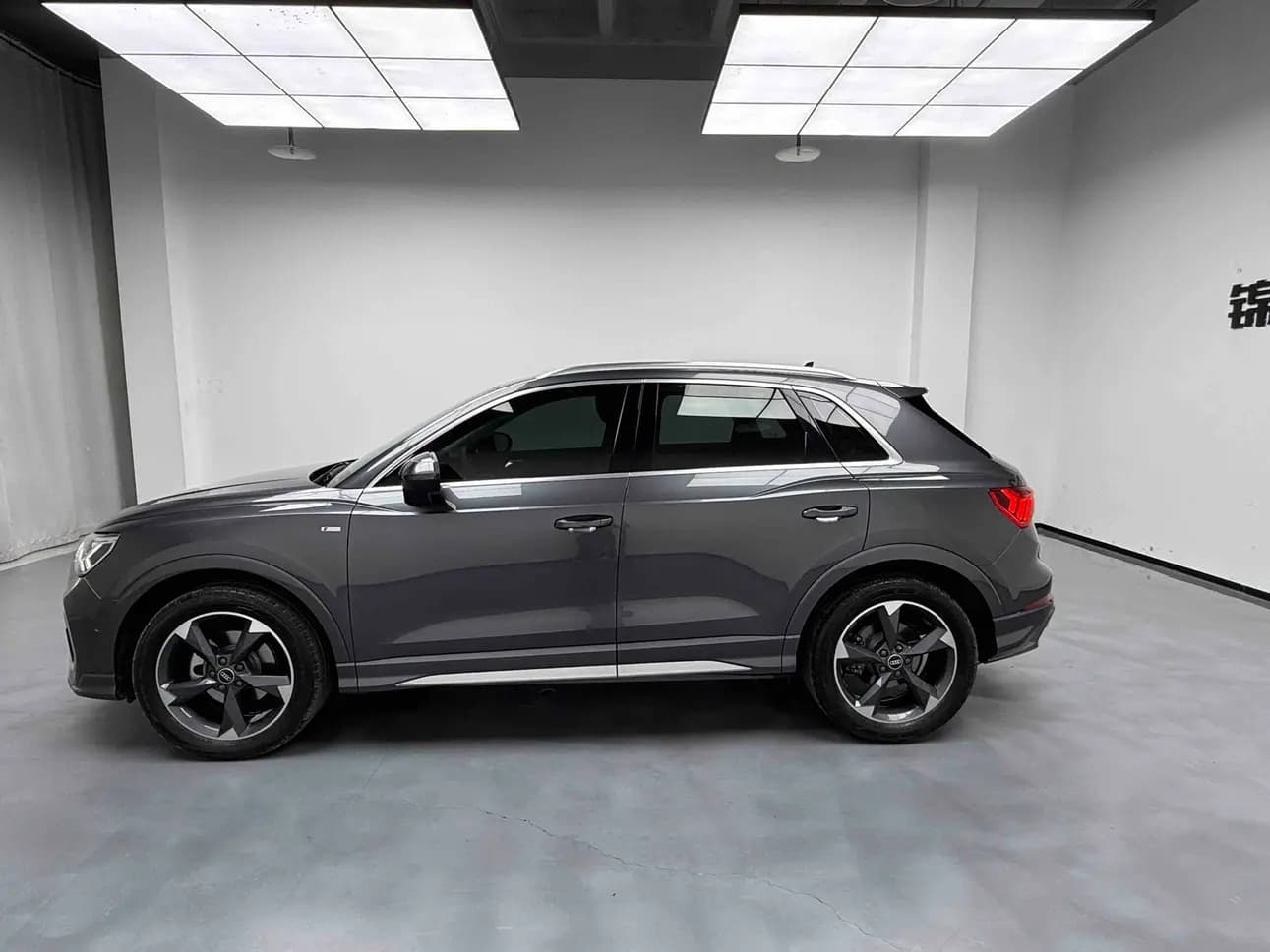 Audi Q3 2021 г. 36116 км. — фото 4