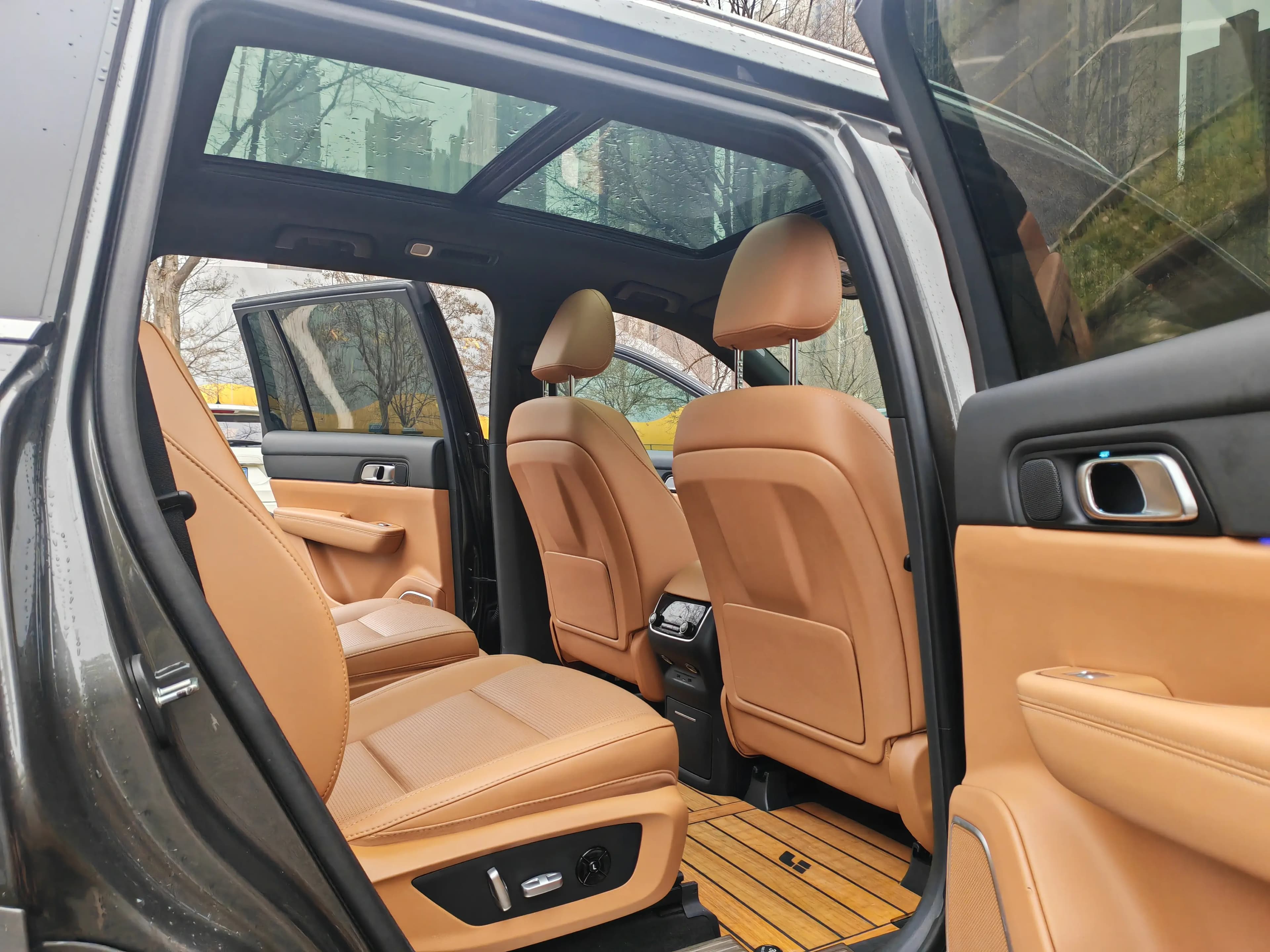 Lixiang ONE 2022 г. 45063 км. — фото 15