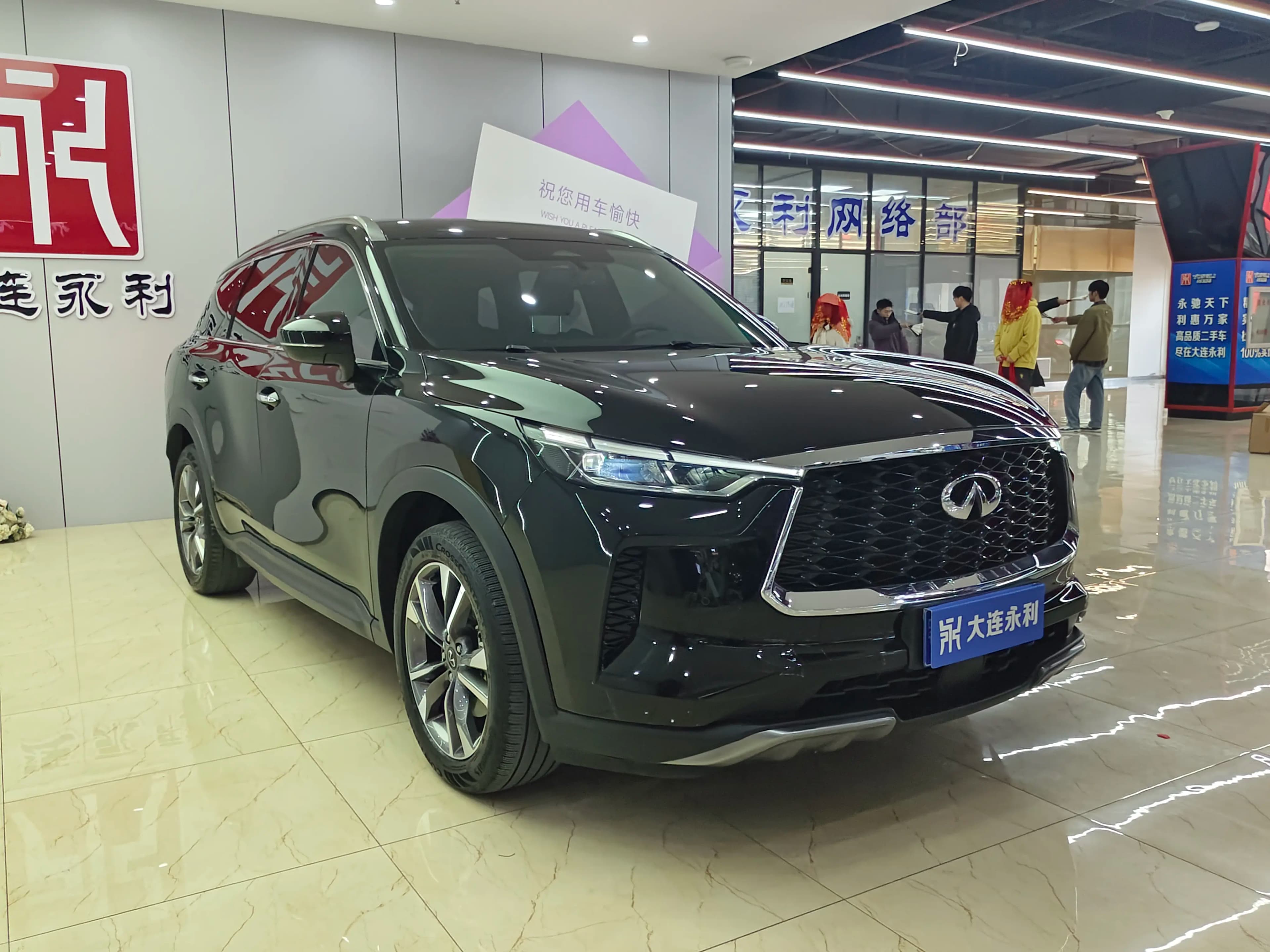 Infiniti QX60 2023 г. 23120 км. — фото 3