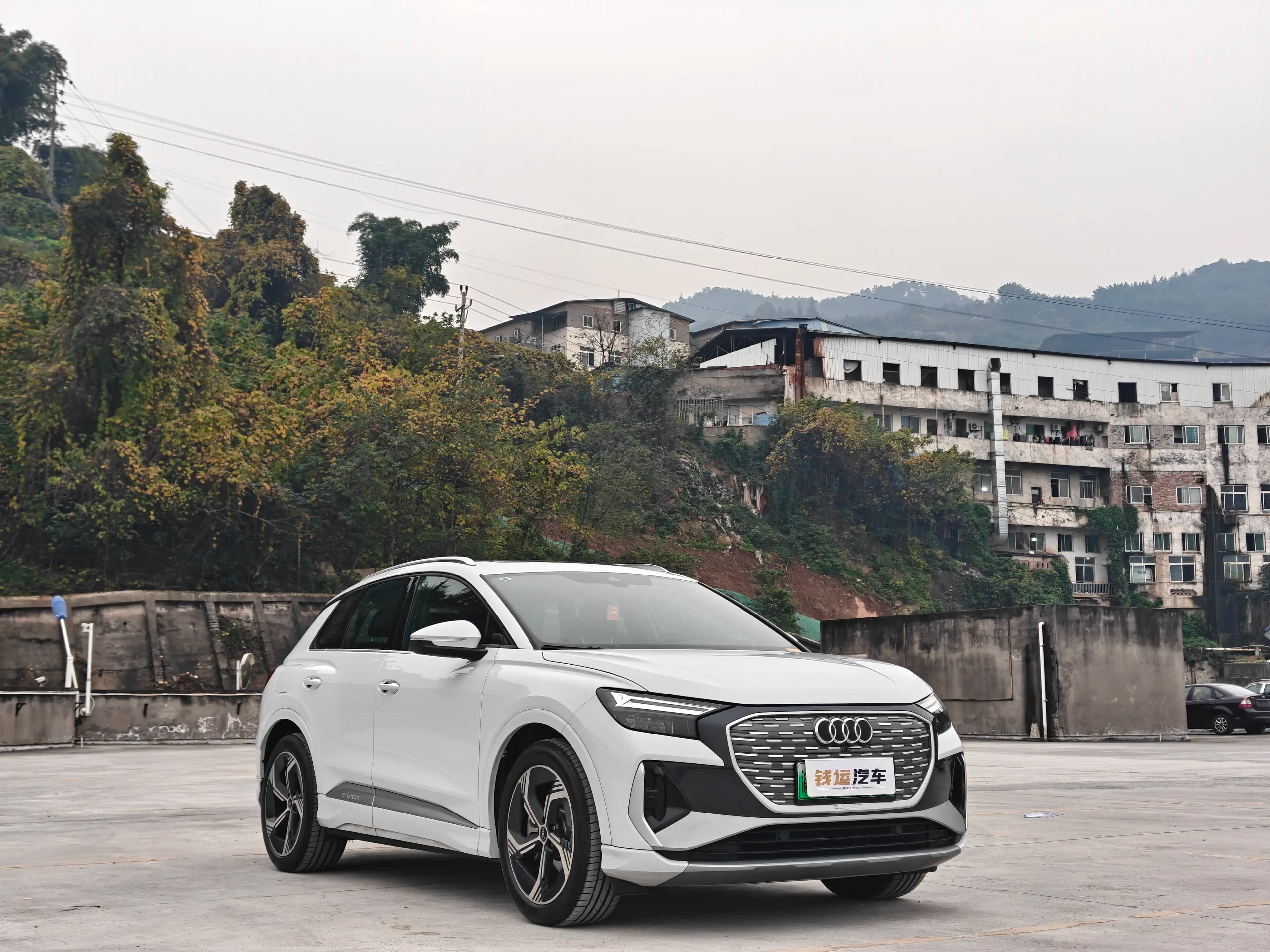Audi Q4 e-tron 2025 г. 9794 км. — фото 2