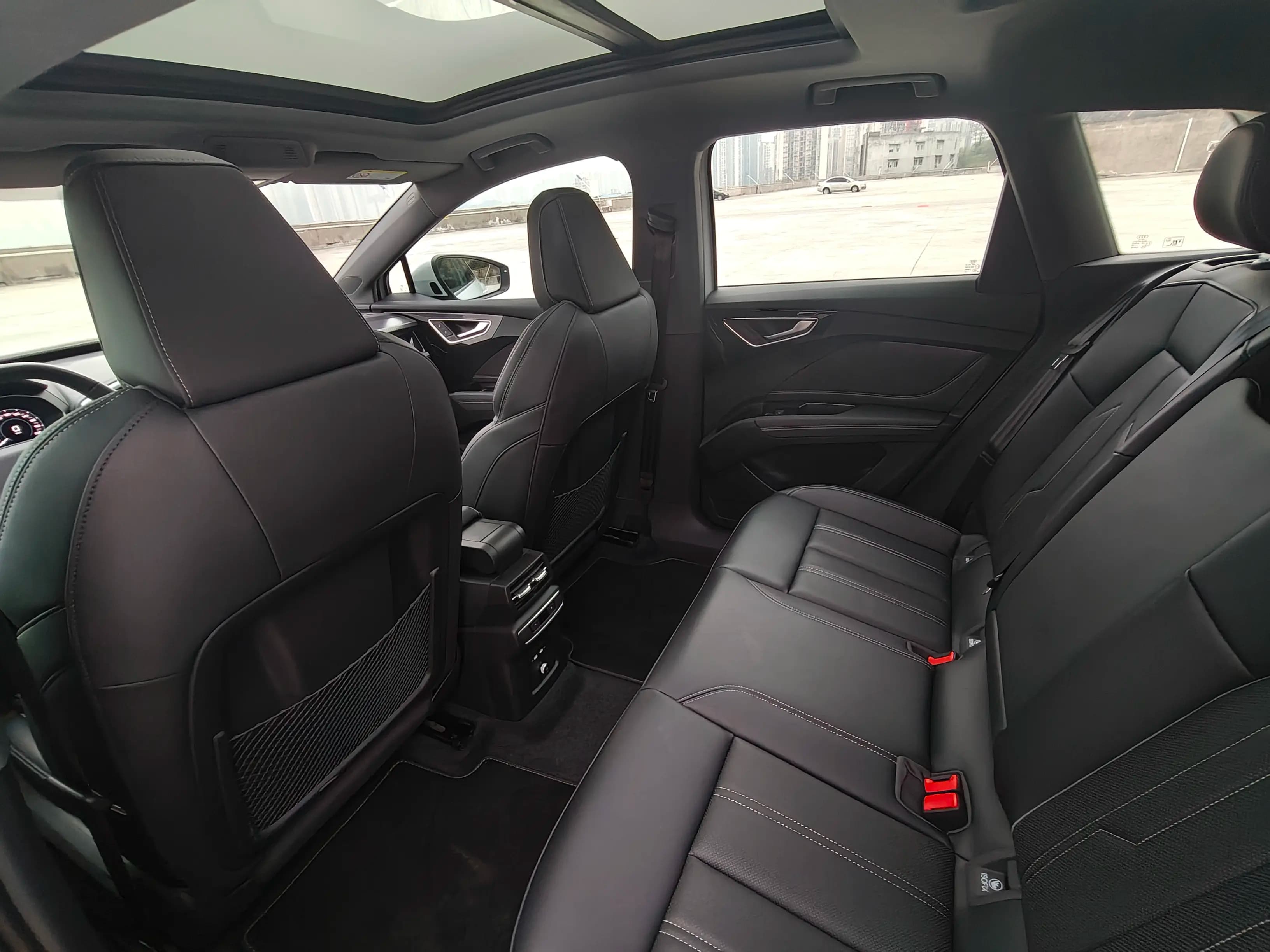 Audi Q4 e-tron 2025 г. 9794 км. — фото 21