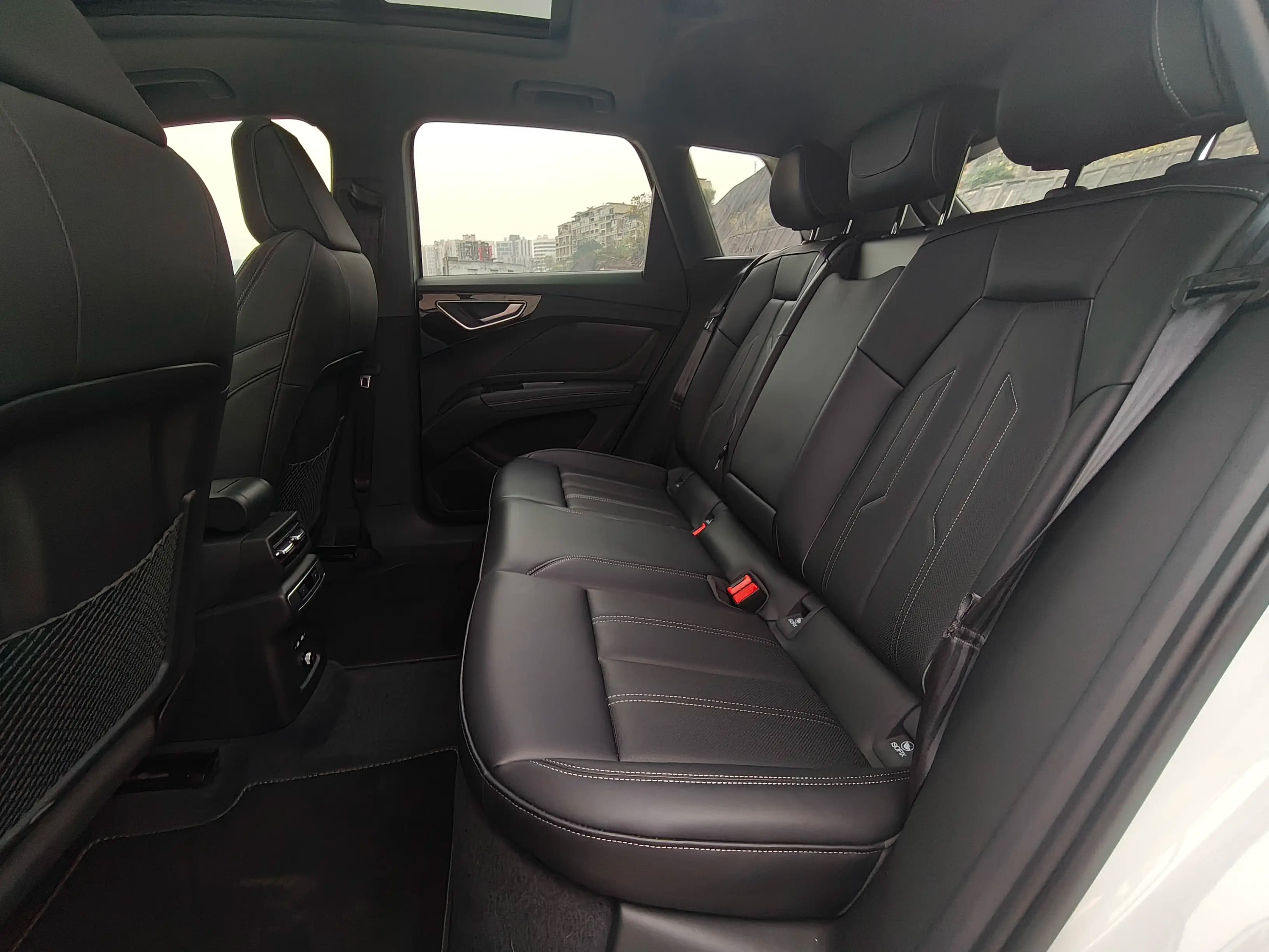 Audi Q4 e-tron 2025 г. 9794 км. — фото 22