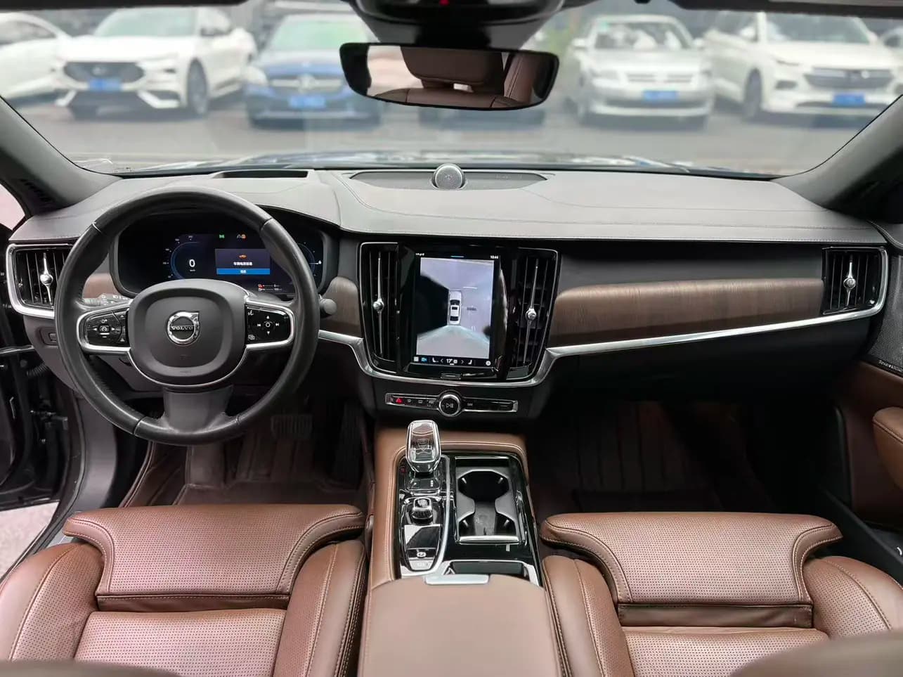 Volvo S90 PHEV 2022 г. 86095 км. — фото 9