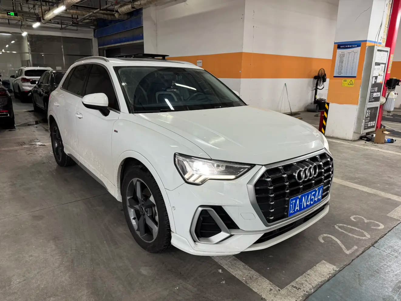 Audi Q3 2022 г. 62117 км. — фото 3