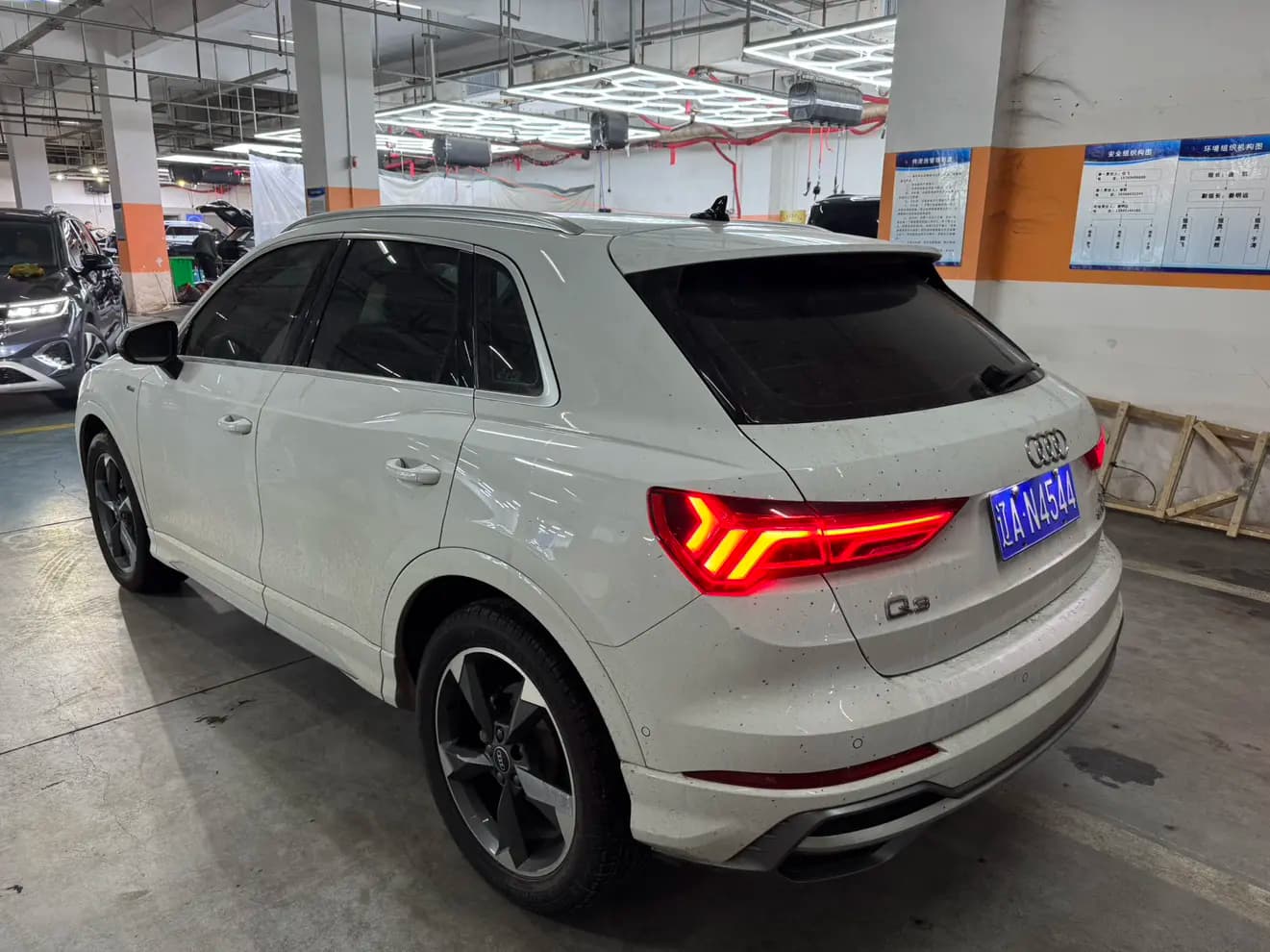 Audi Q3 2022 г. 62117 км. — фото 4