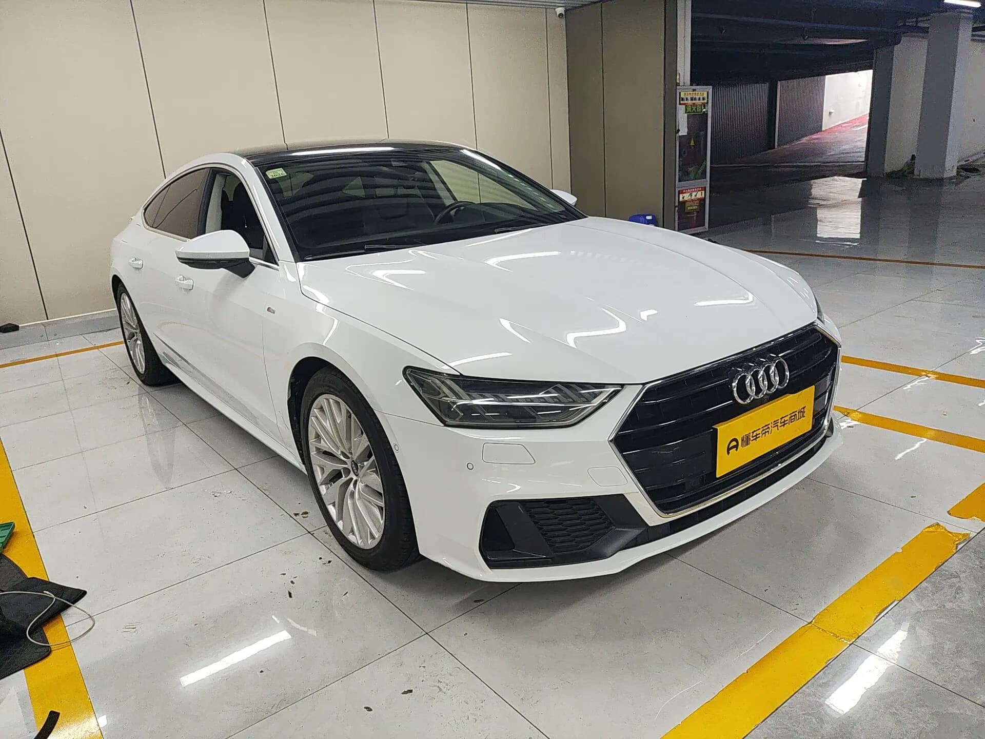 Audi A7 2022 г. 72987 км. — фото 4