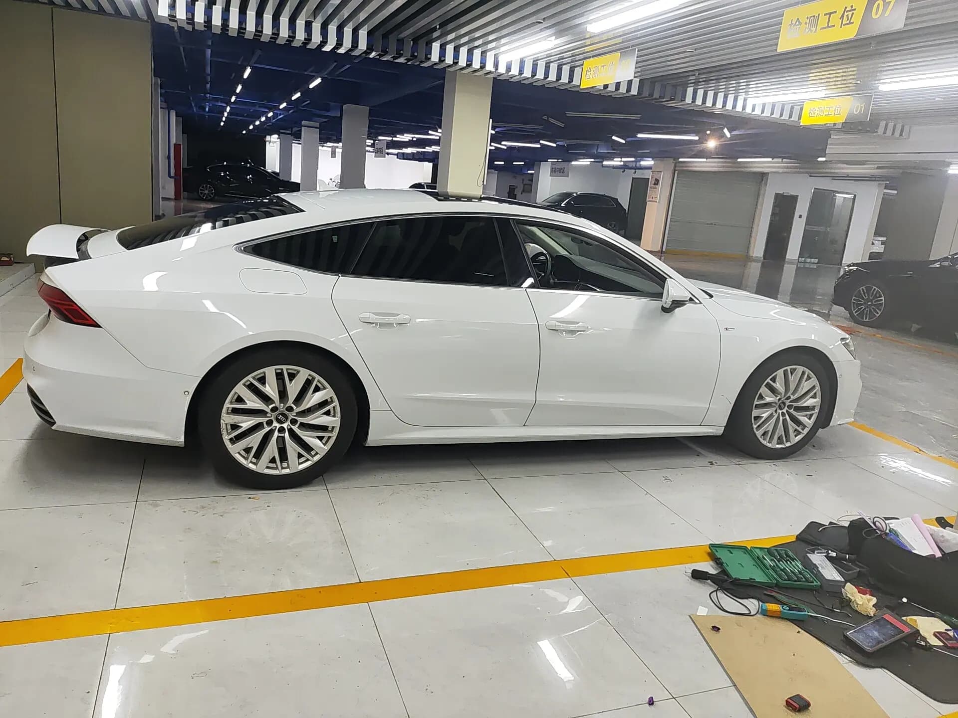 Audi A7 2022 г. 72987 км. — фото 5