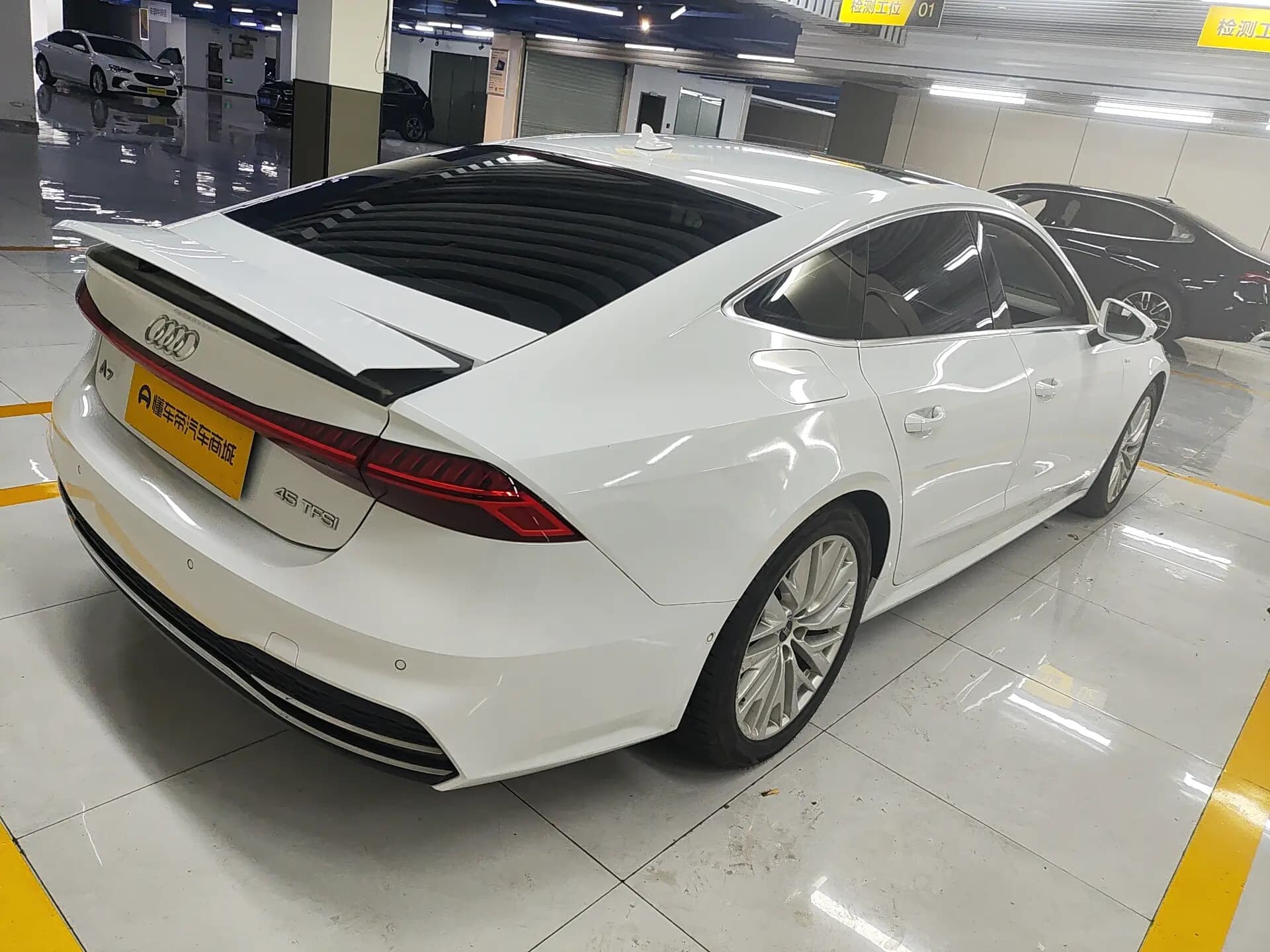 Audi A7 2022 г. 72987 км. — фото 6
