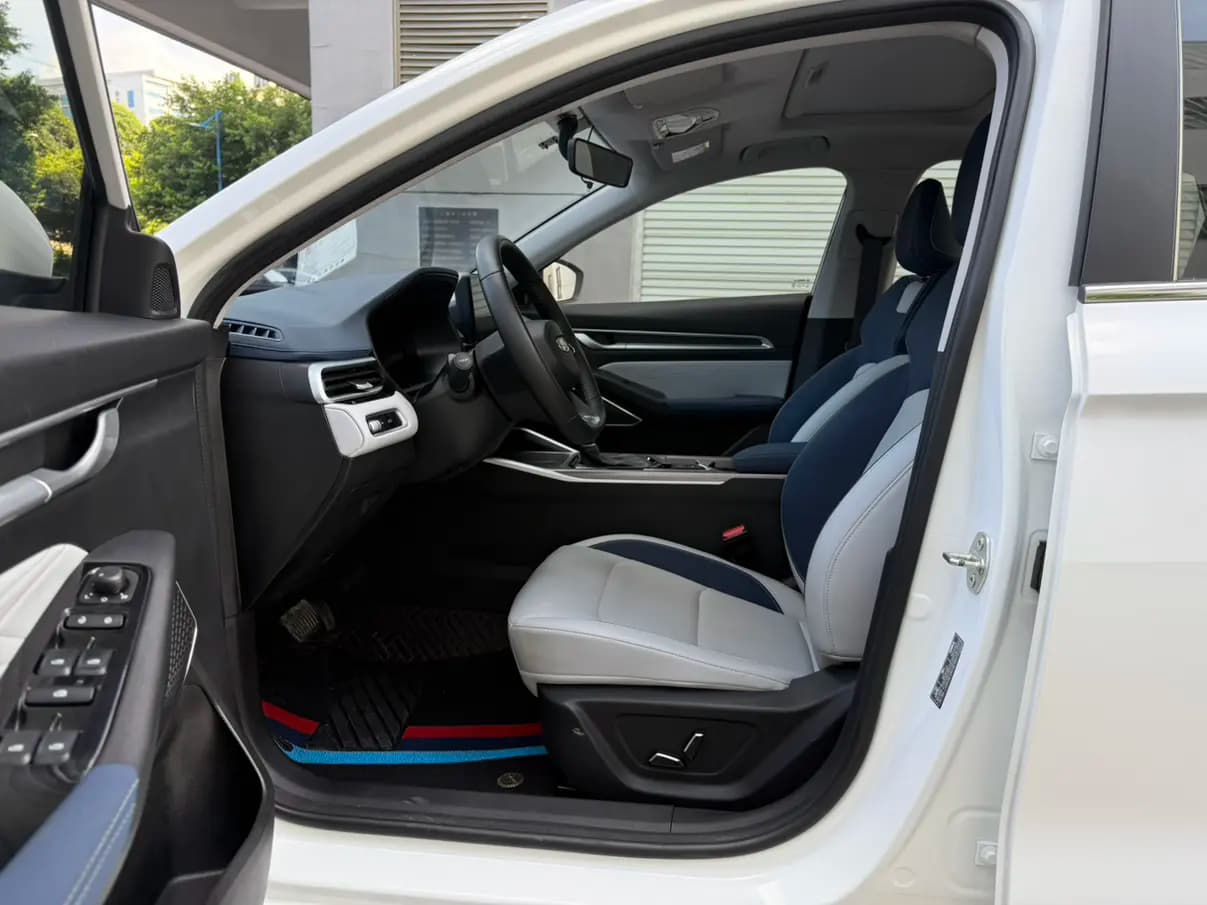 Geely Emgrand 2021 г. 36716 км. — фото 15