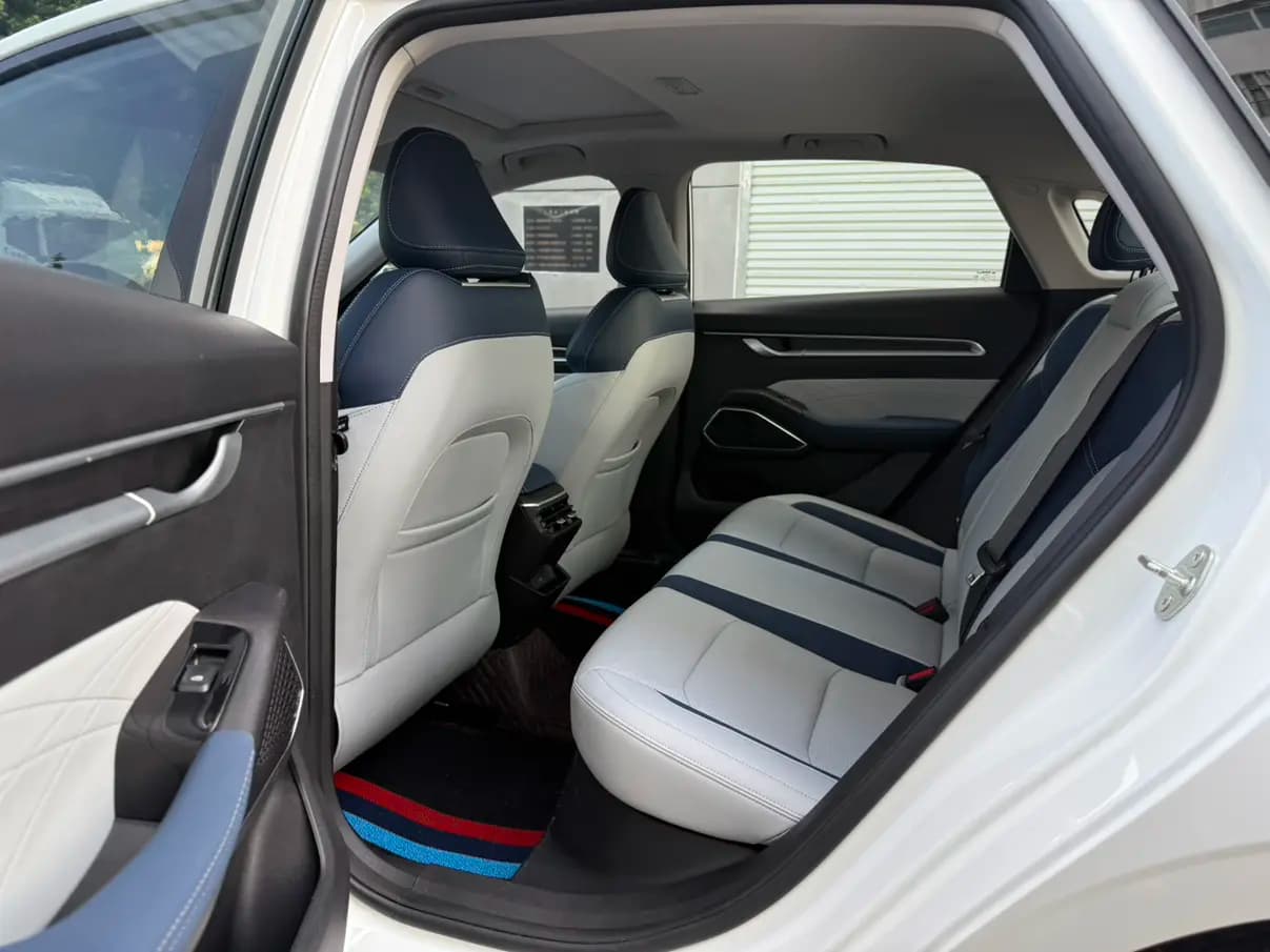 Geely Emgrand 2021 г. 36716 км. — фото 16