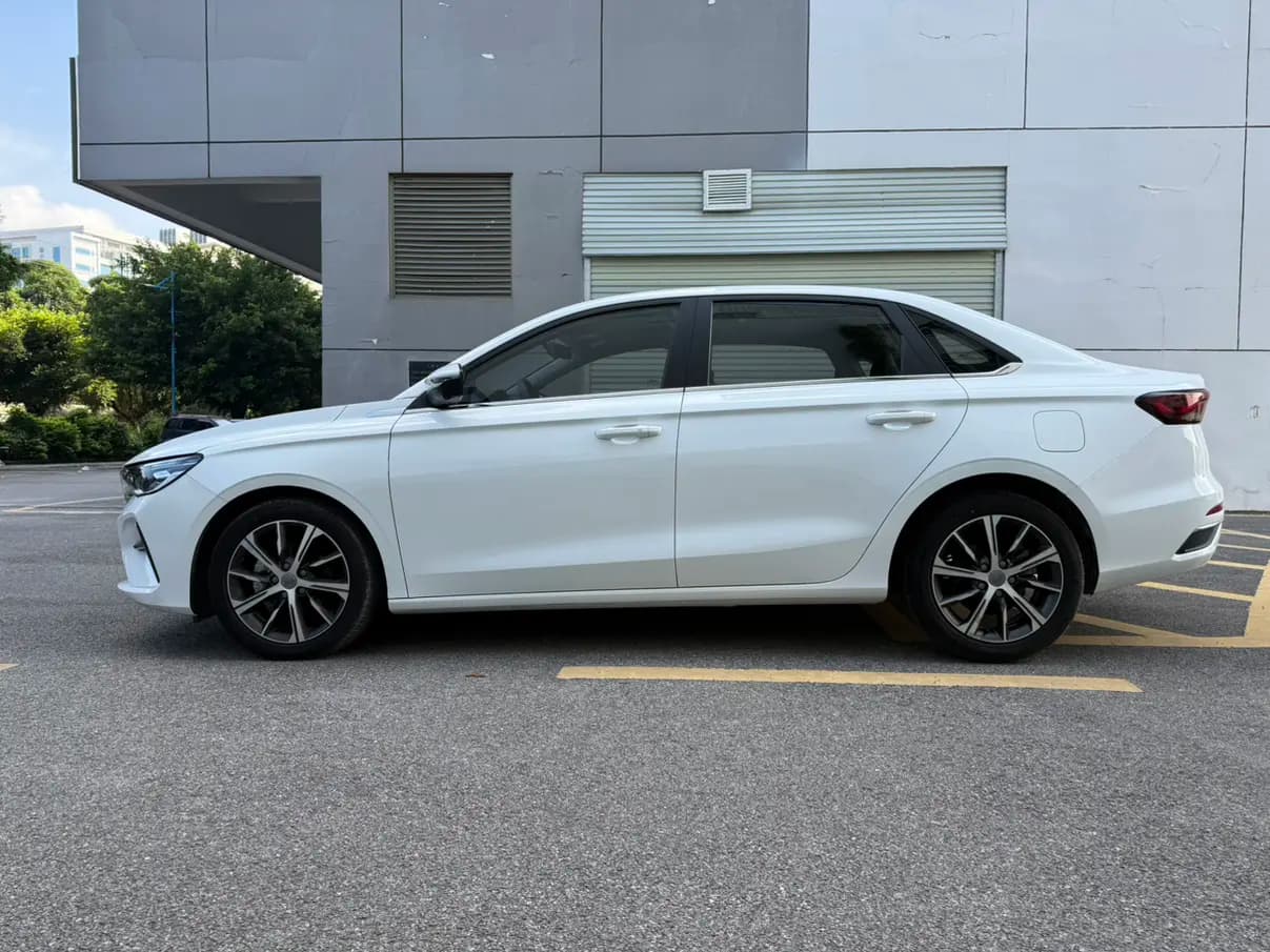 Geely Emgrand 2021 г. 36716 км. — фото 4