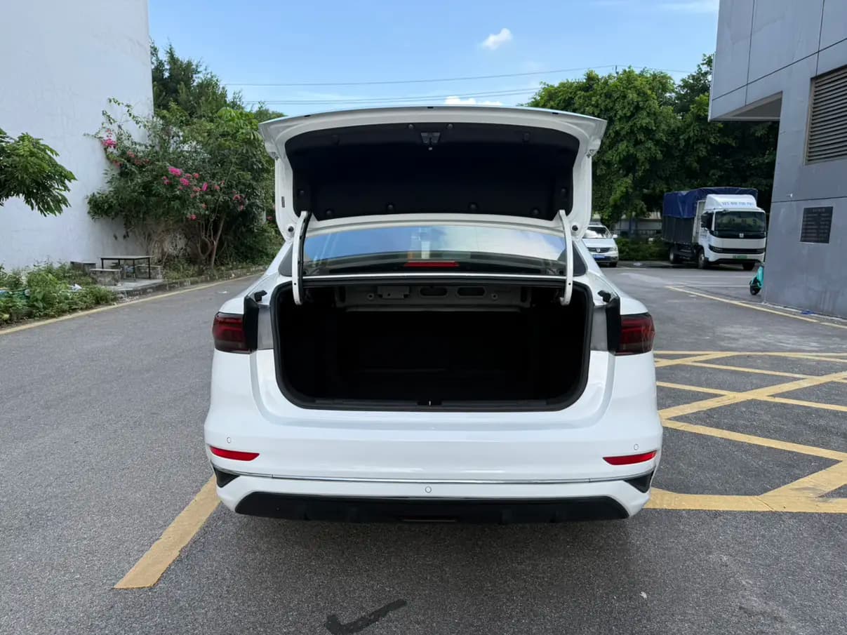 Geely Emgrand 2021 г. 36716 км. — фото 8