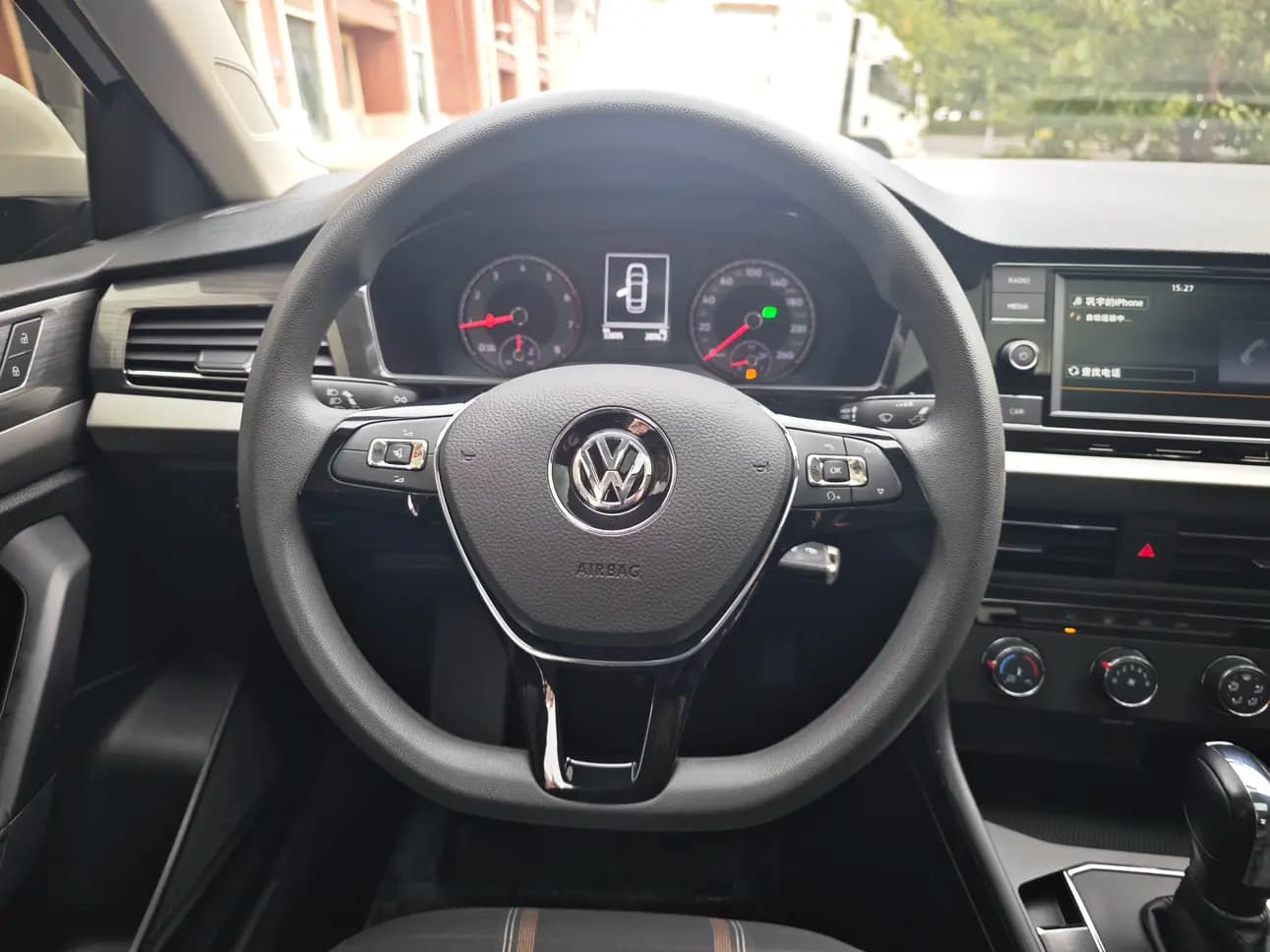 Volkswagen Lavida 2022 г. 71125 км. — фото 15