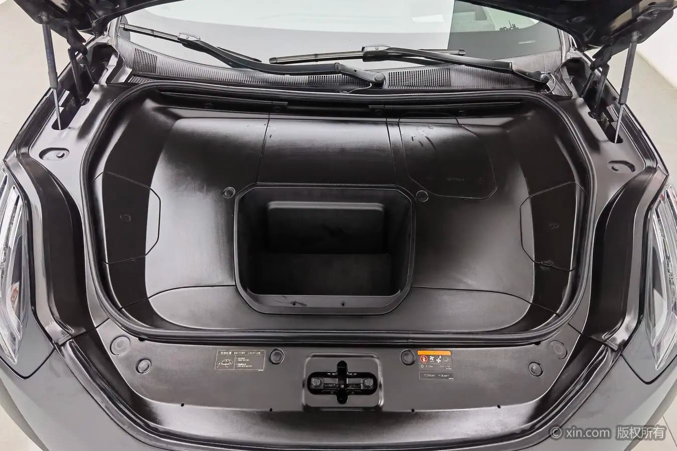 ZEEKR 001 2023 г. 81127 км. — фото 8