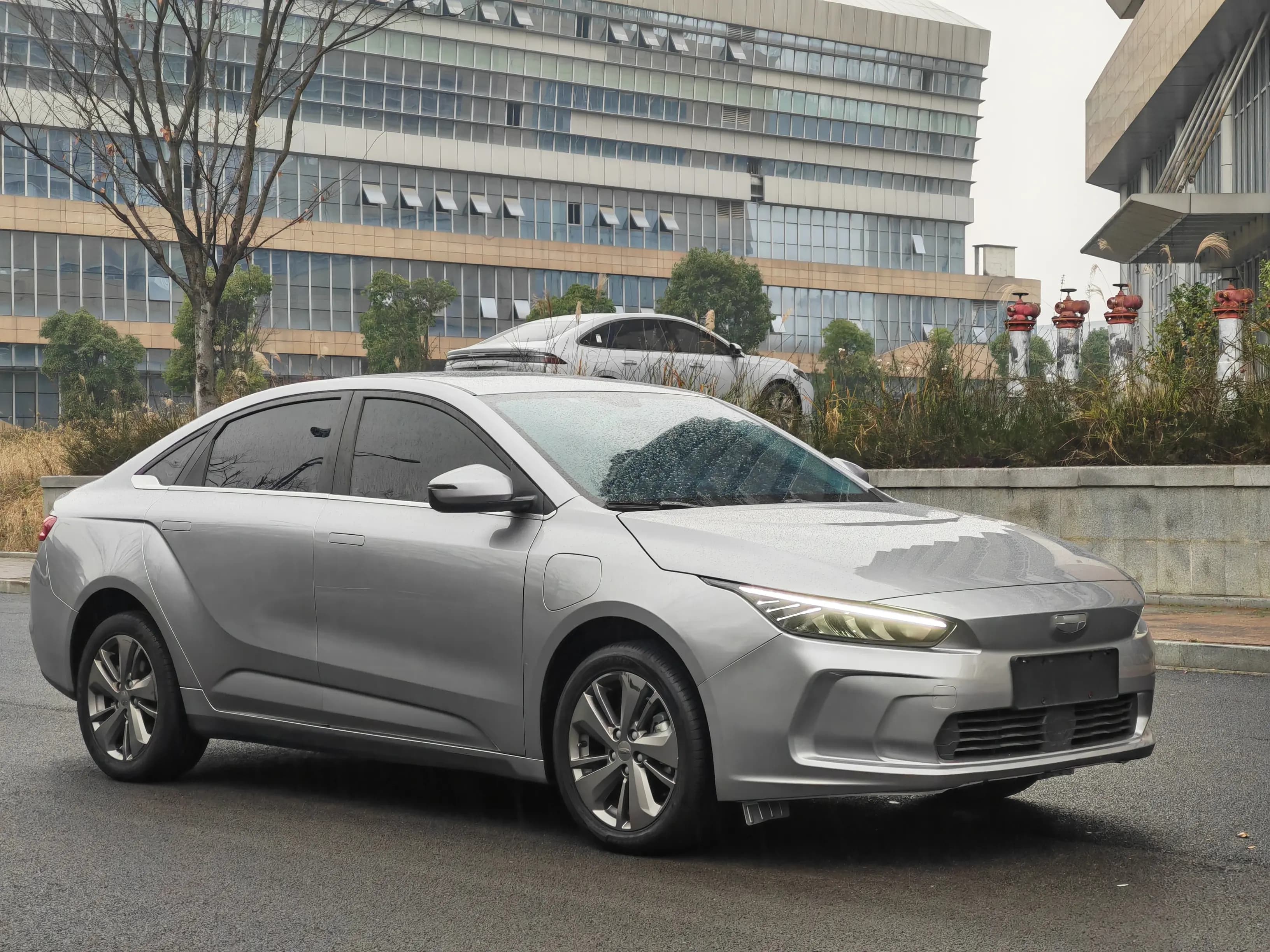 Geely Geometry A 2023 г. 112380 км. — фото 3