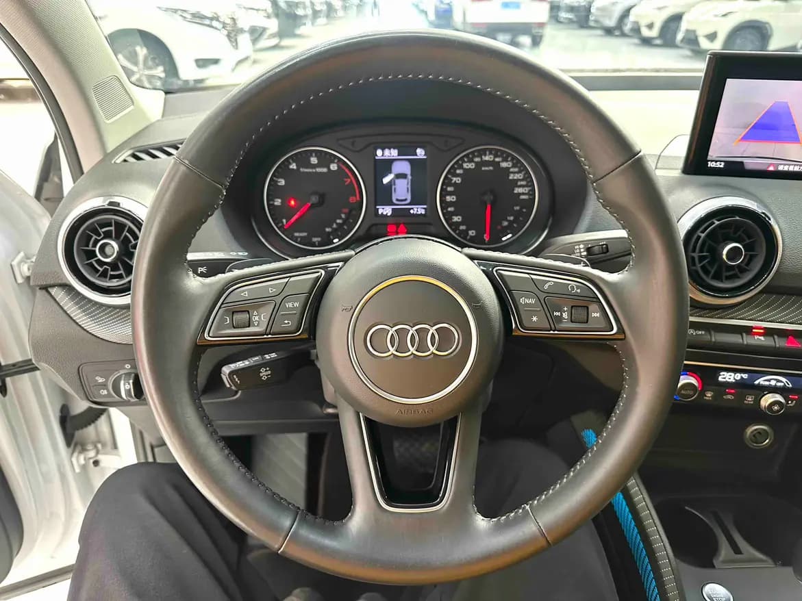 Audi Q2L 2022 г. 26321 км. — фото 13