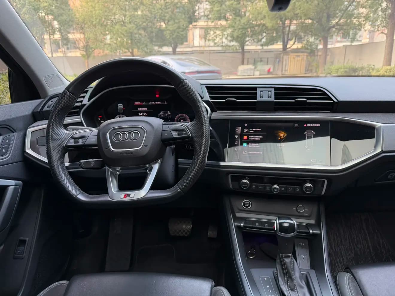 Audi Q3 Sportback 2023 г. 45019 км. — фото 13