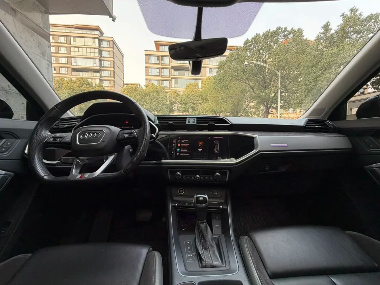 Audi Q3 Sportback 2023 г. 45019 км. — фото 10