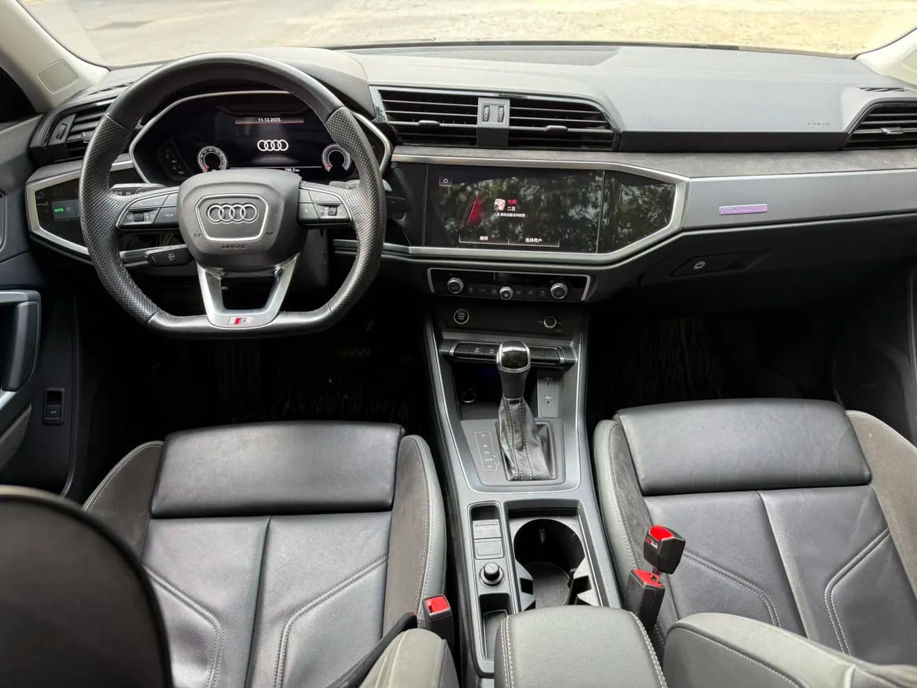 Audi Q3 Sportback 2023 г. 45007 км. — фото 9