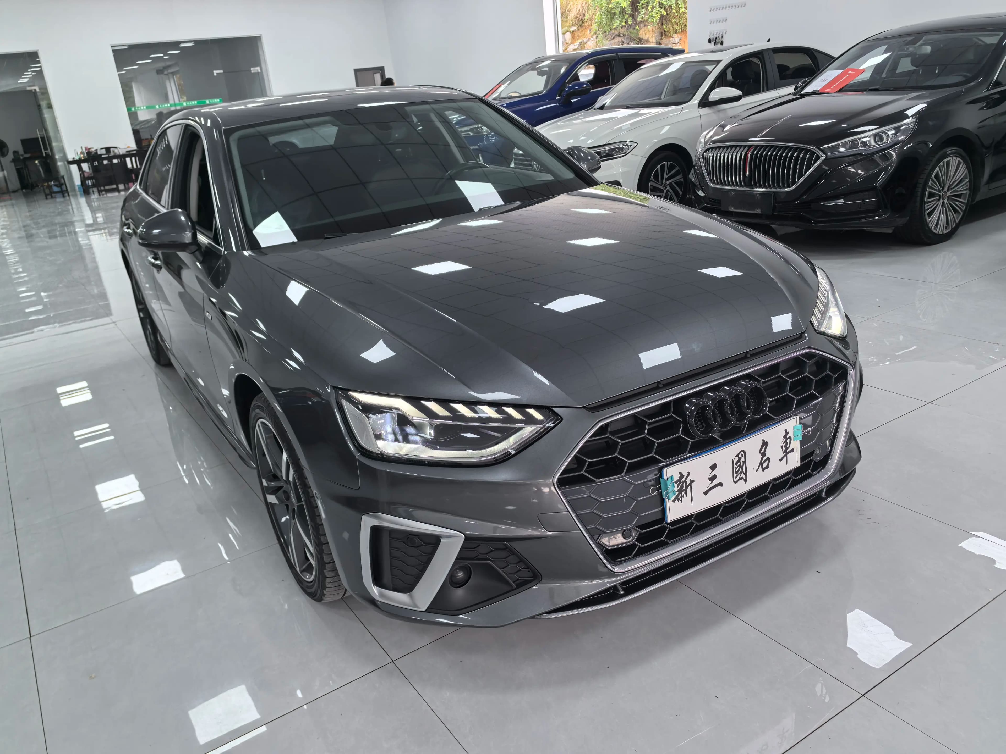 Audi A4L 2022 г. 69091 км. — фото 3